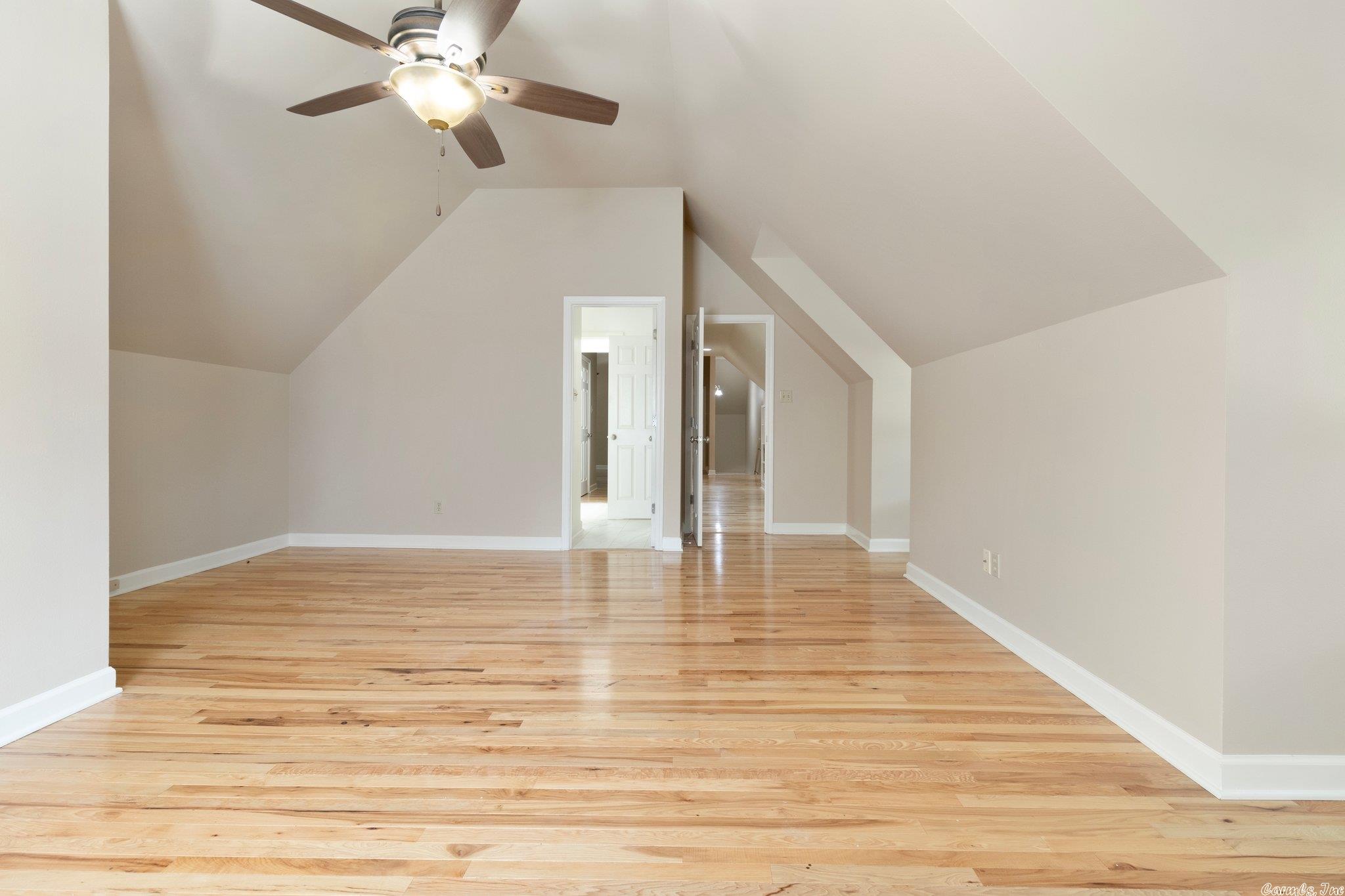 CHENAL VALLEY FONTENAY CIRCLE - Residential