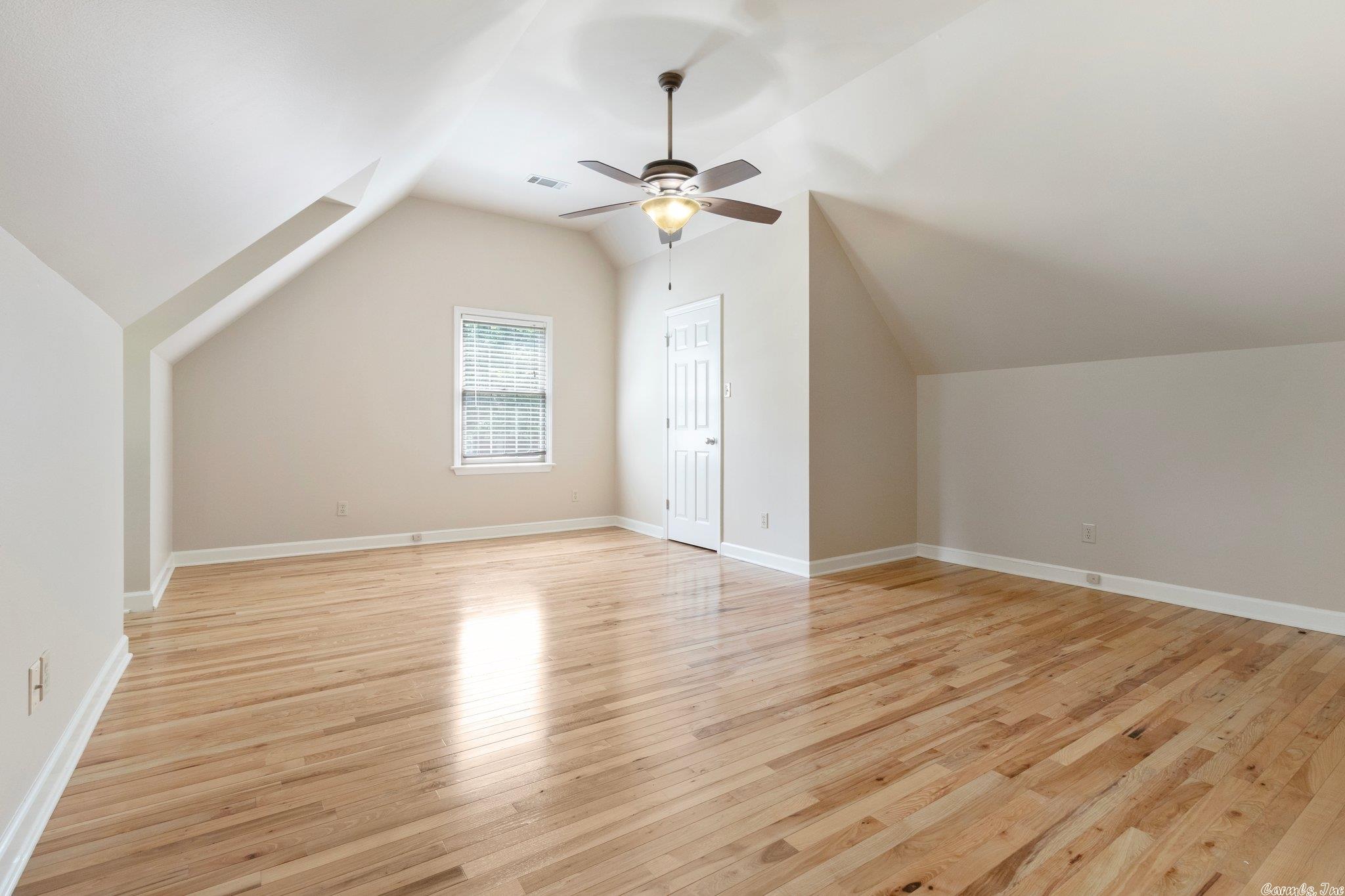 CHENAL VALLEY FONTENAY CIRCLE - Residential