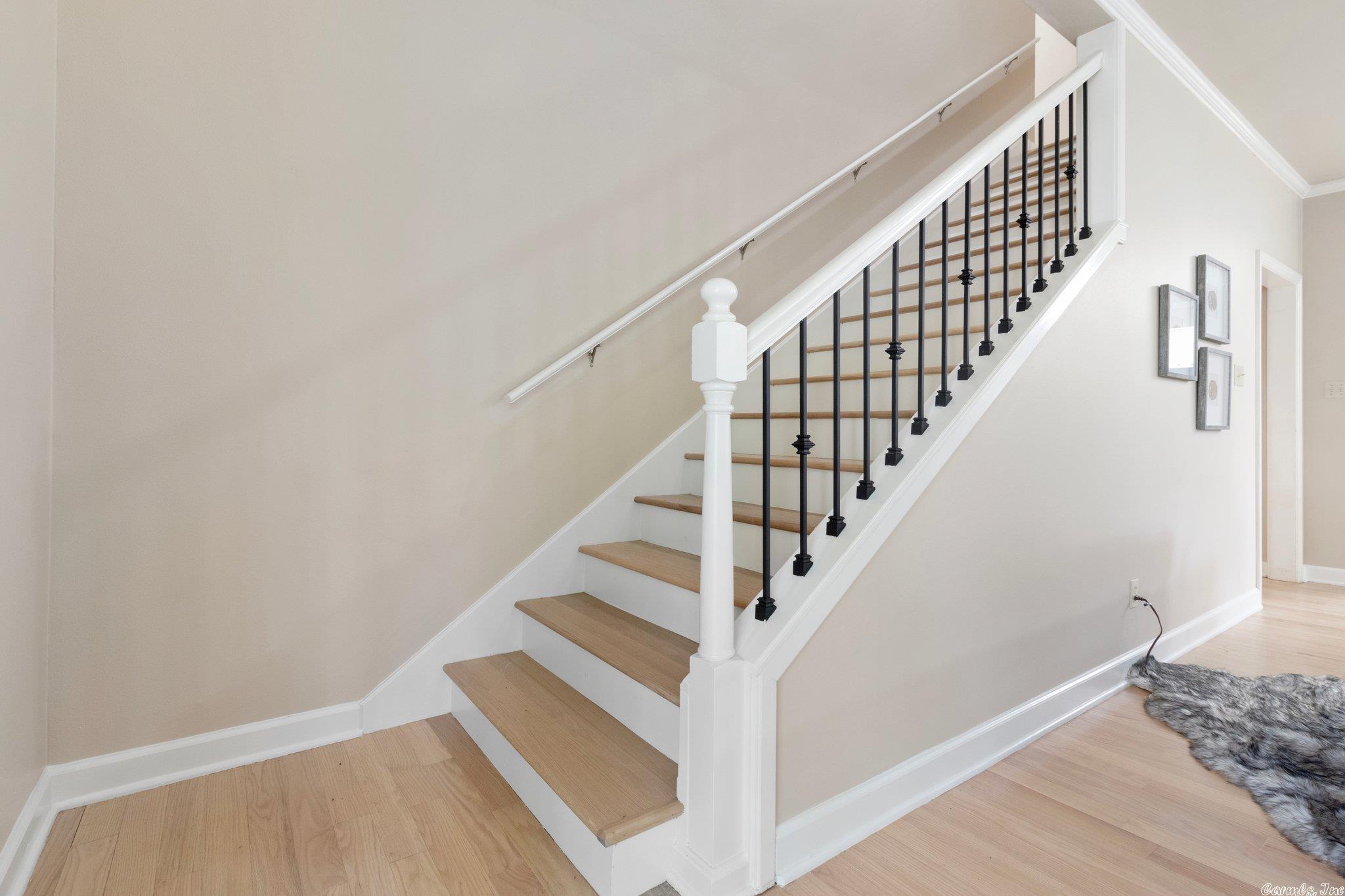 CHENAL VALLEY FONTENAY CIRCLE - Residential