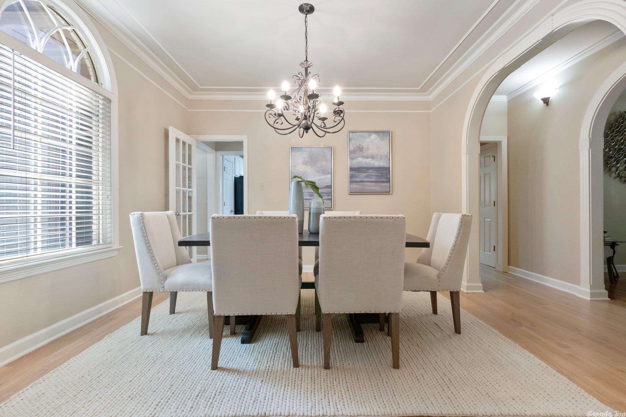 CHENAL VALLEY FONTENAY CIRCLE - Residential