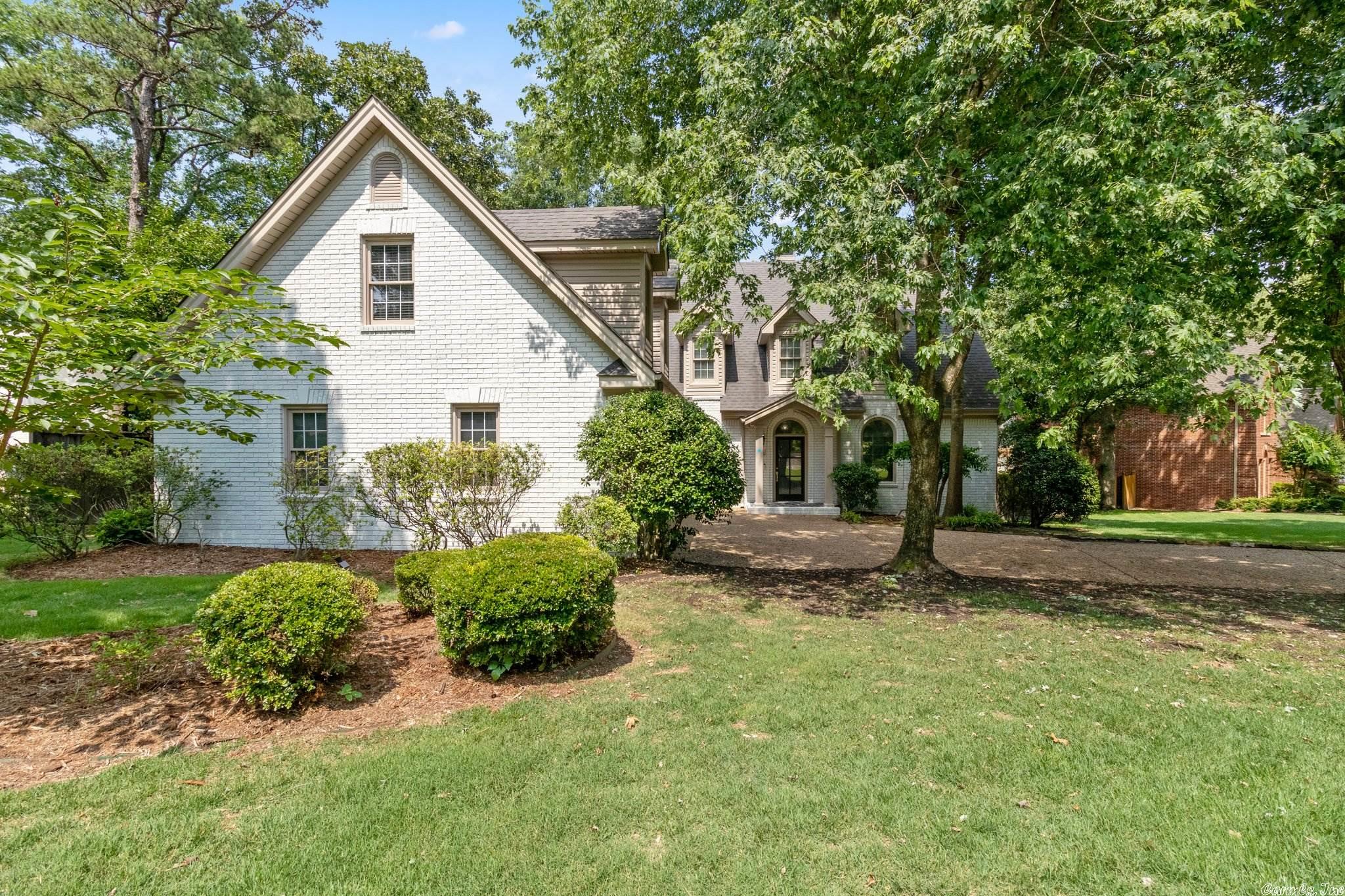 CHENAL VALLEY FONTENAY CIRCLE - Residential