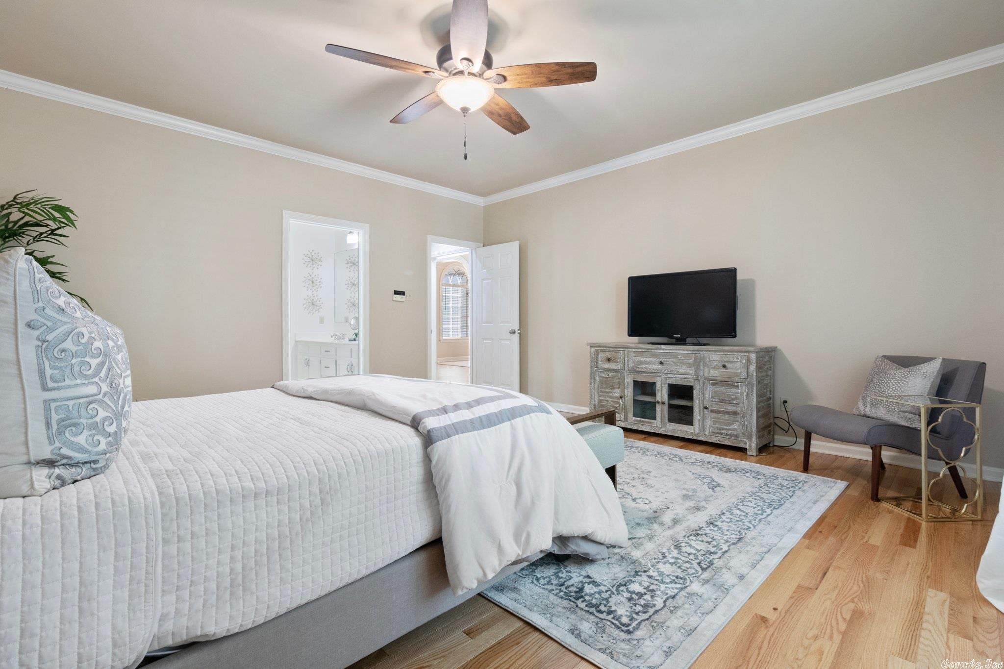 CHENAL VALLEY FONTENAY CIRCLE - Residential