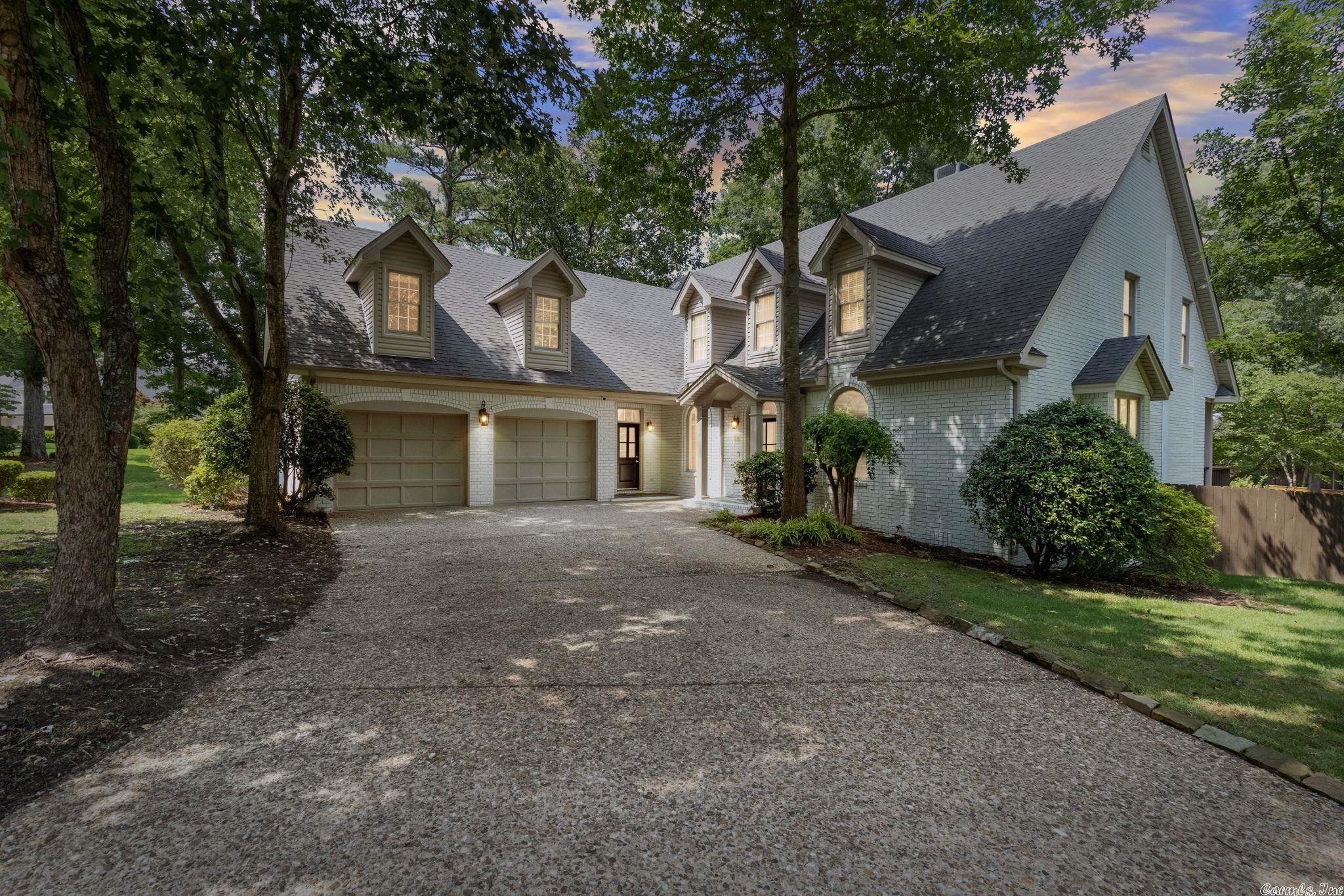 CHENAL VALLEY FONTENAY CIRCLE - Residential