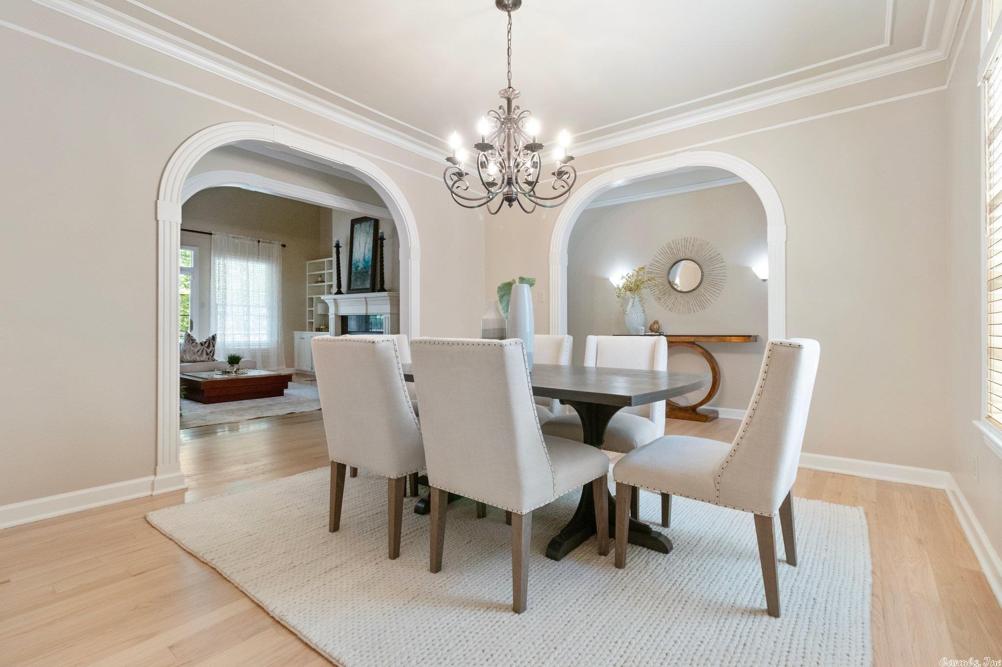 CHENAL VALLEY FONTENAY CIRCLE - Residential