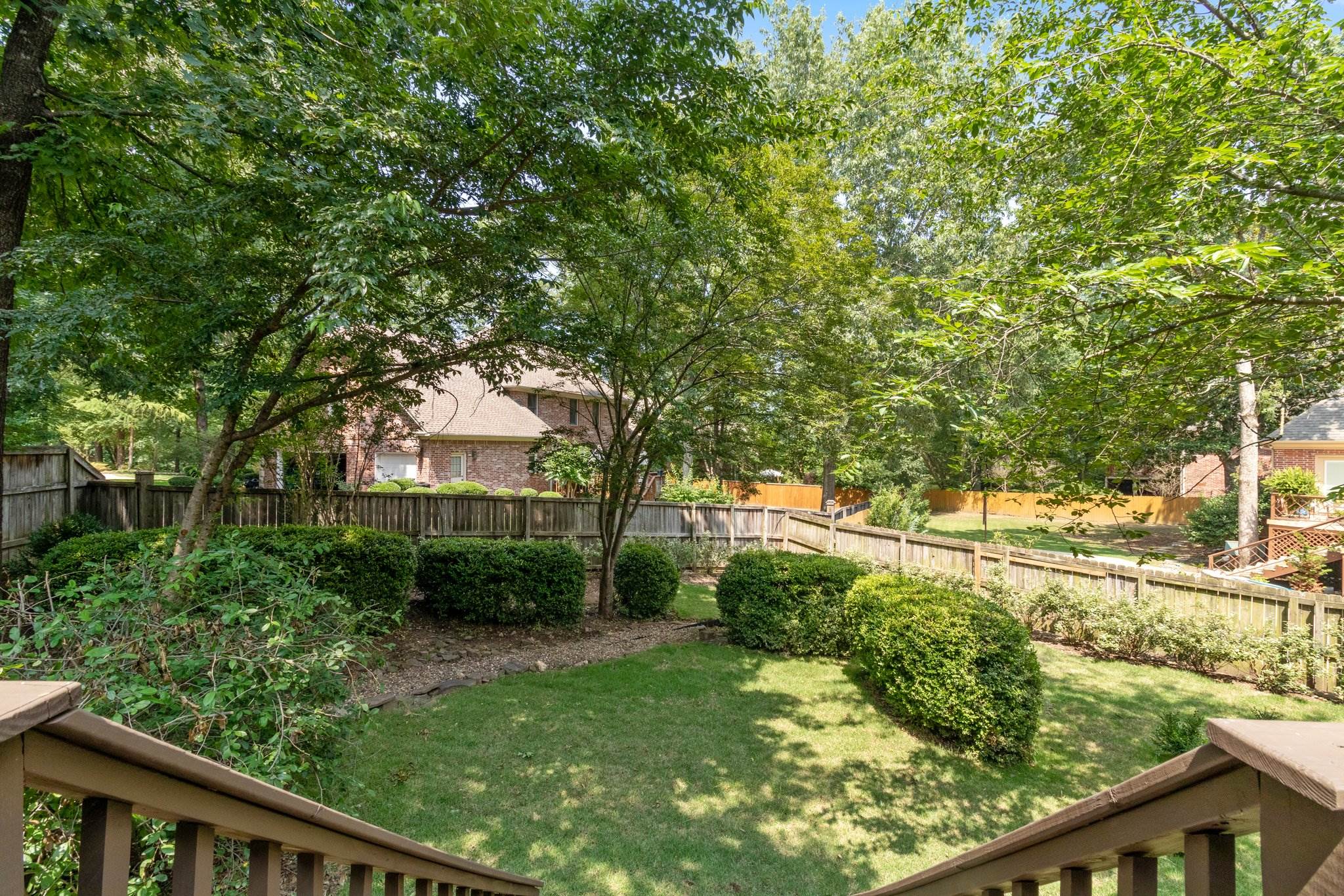 CHENAL VALLEY FONTENAY CIRCLE - Residential