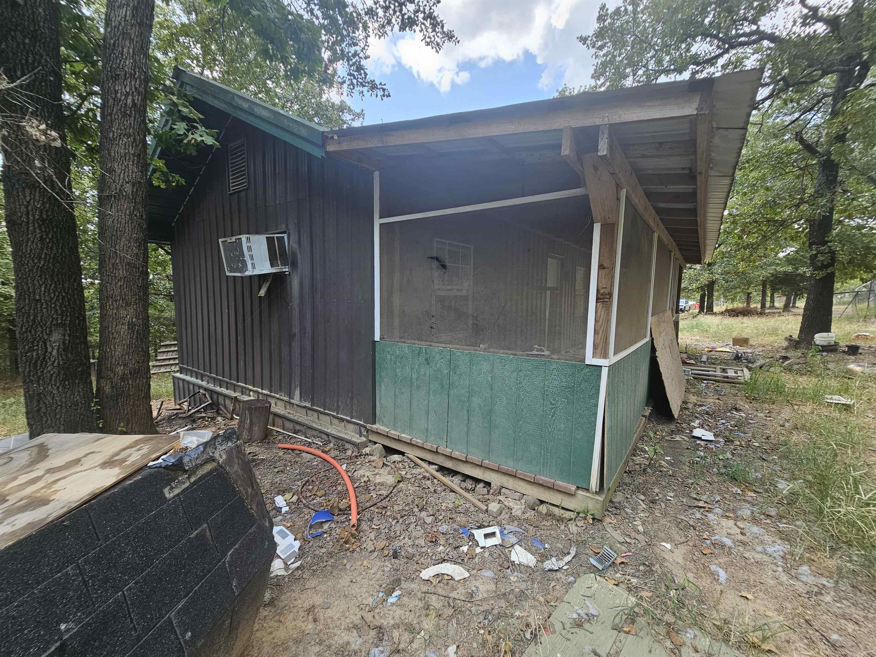 Metes & Bounds - Residential