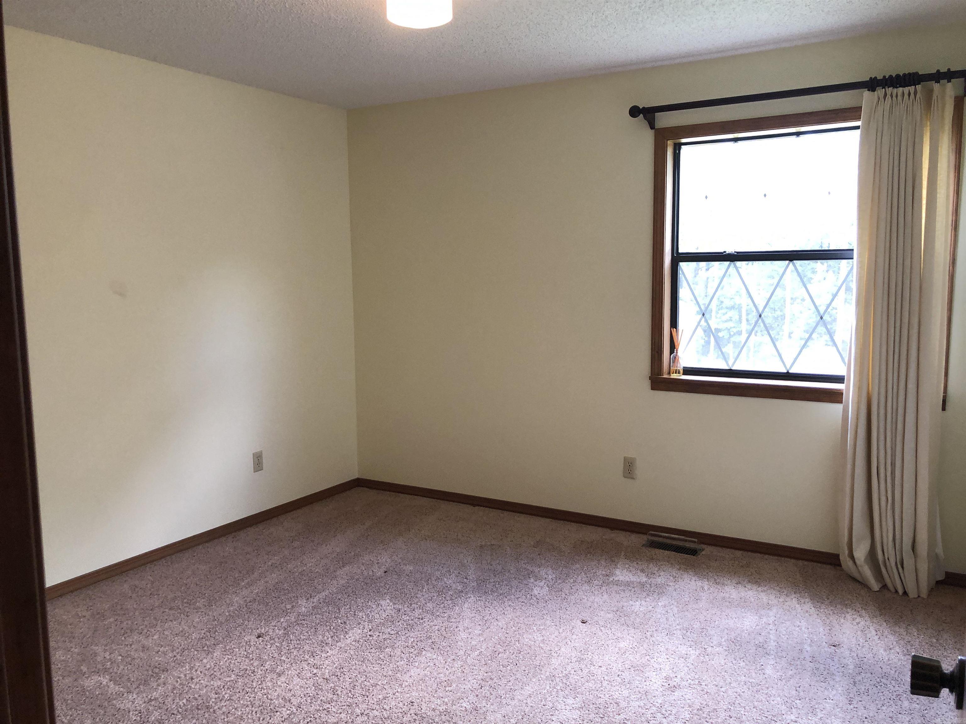 Mountain Ranch - Residential