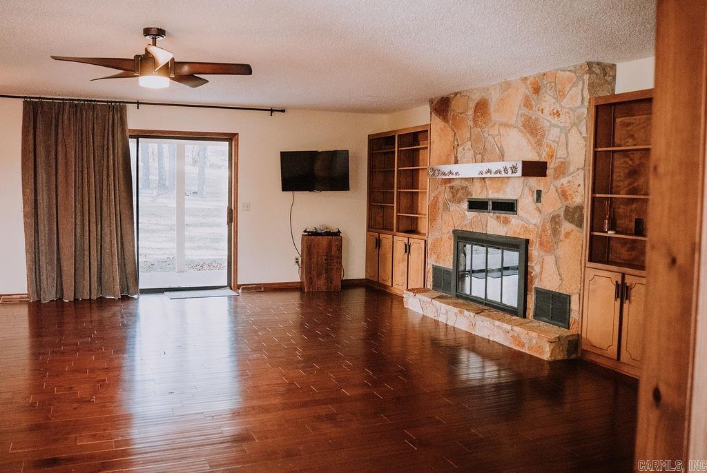 Mountain Ranch - Residential