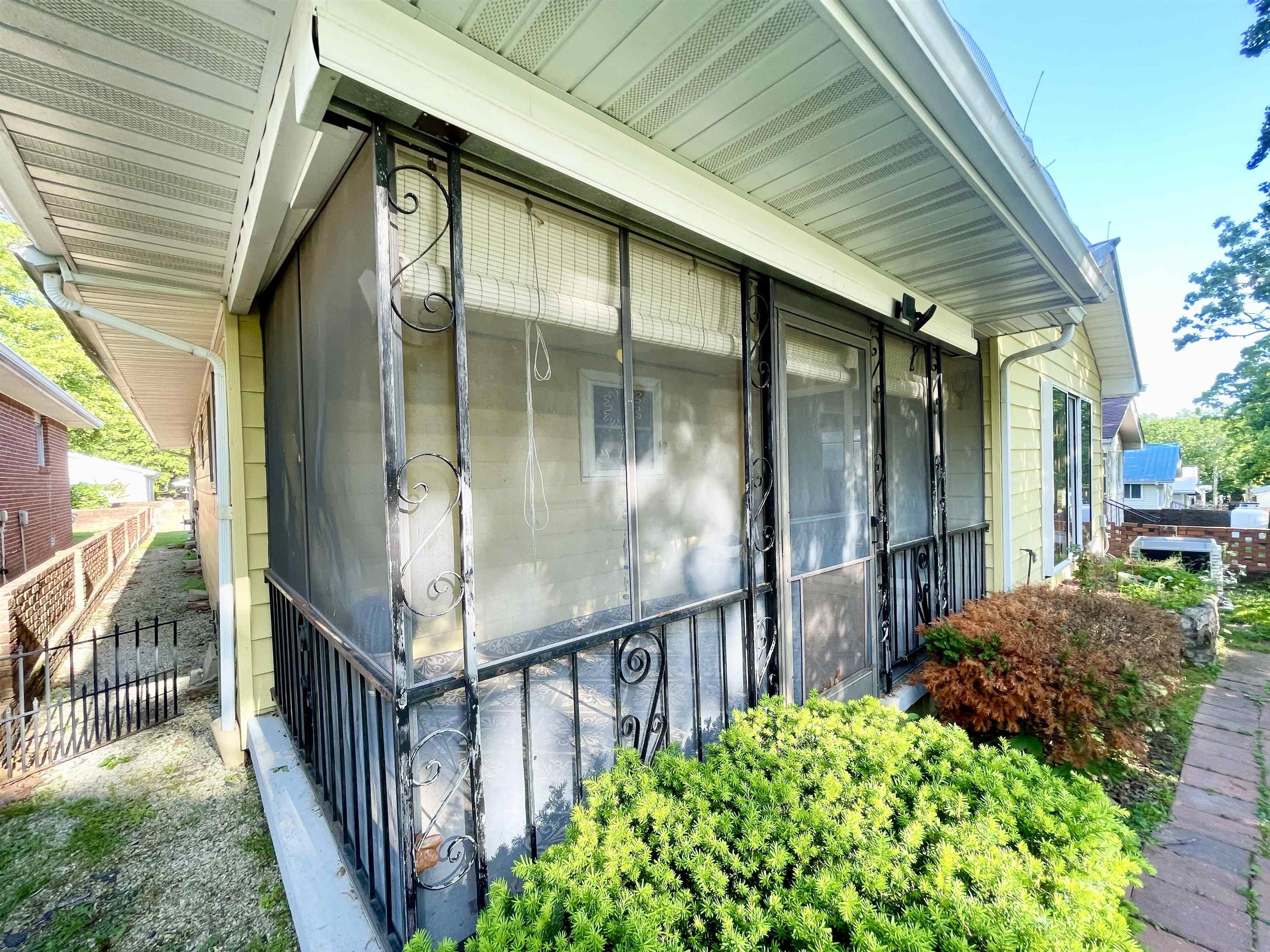 Pioneer Village Manor - Residential