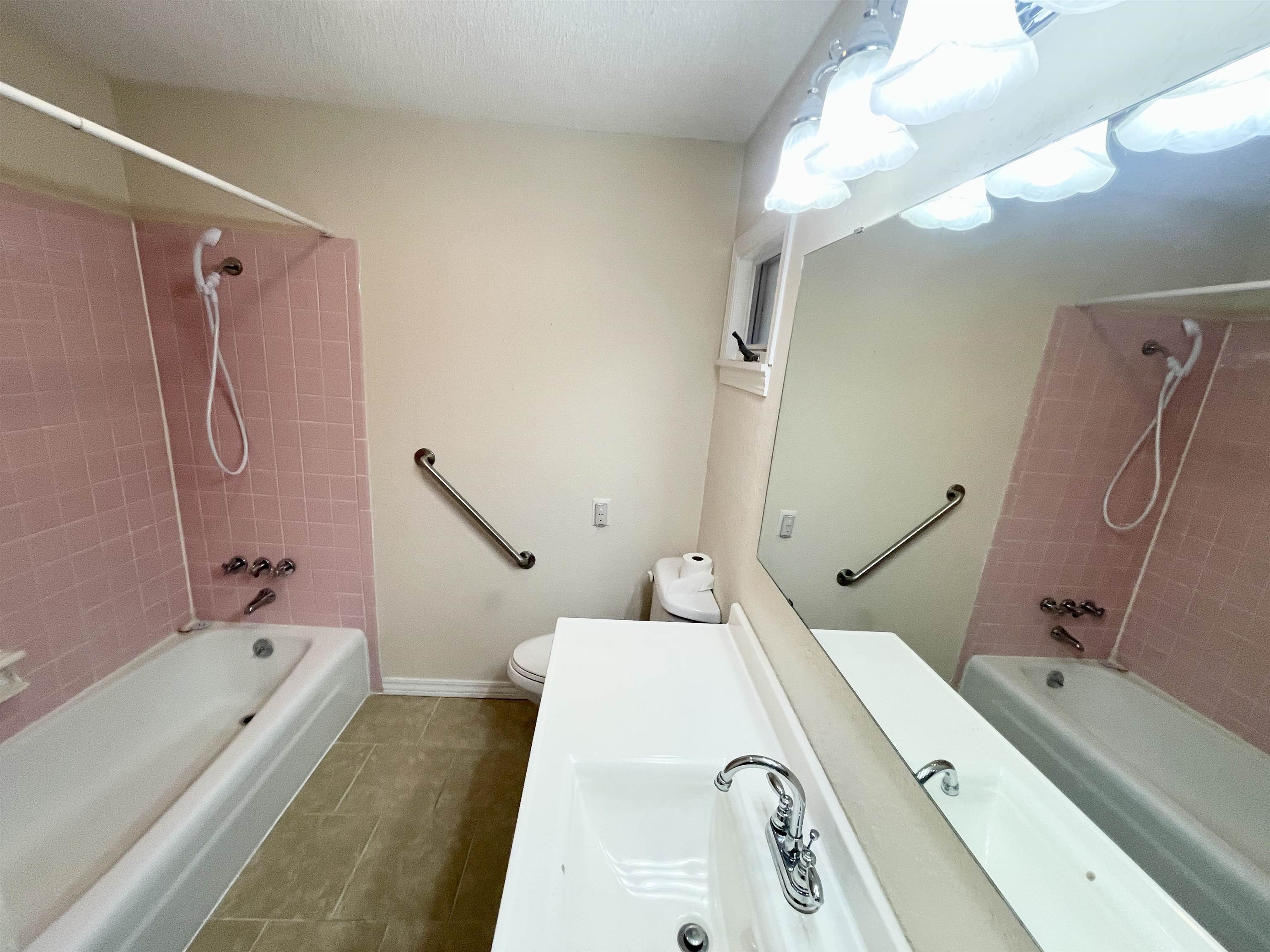 Pioneer Village Manor - Residential