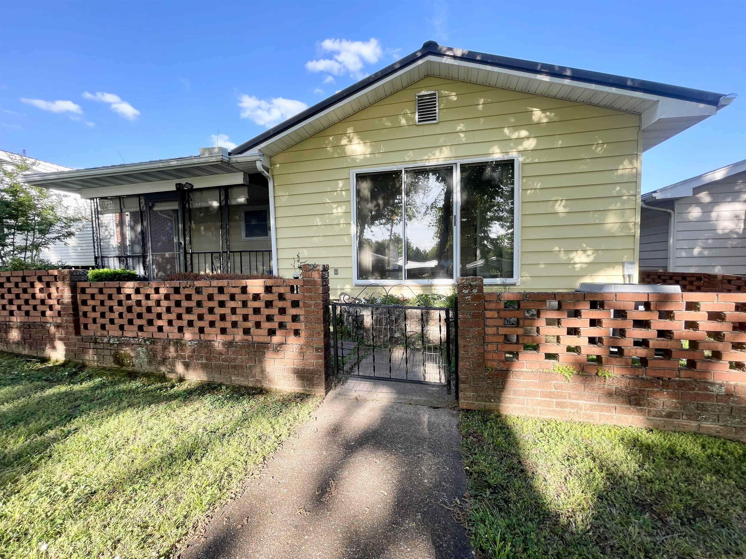 Pioneer Village Manor - Residential