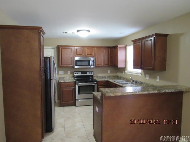 The Falls PUD - Residential Lease