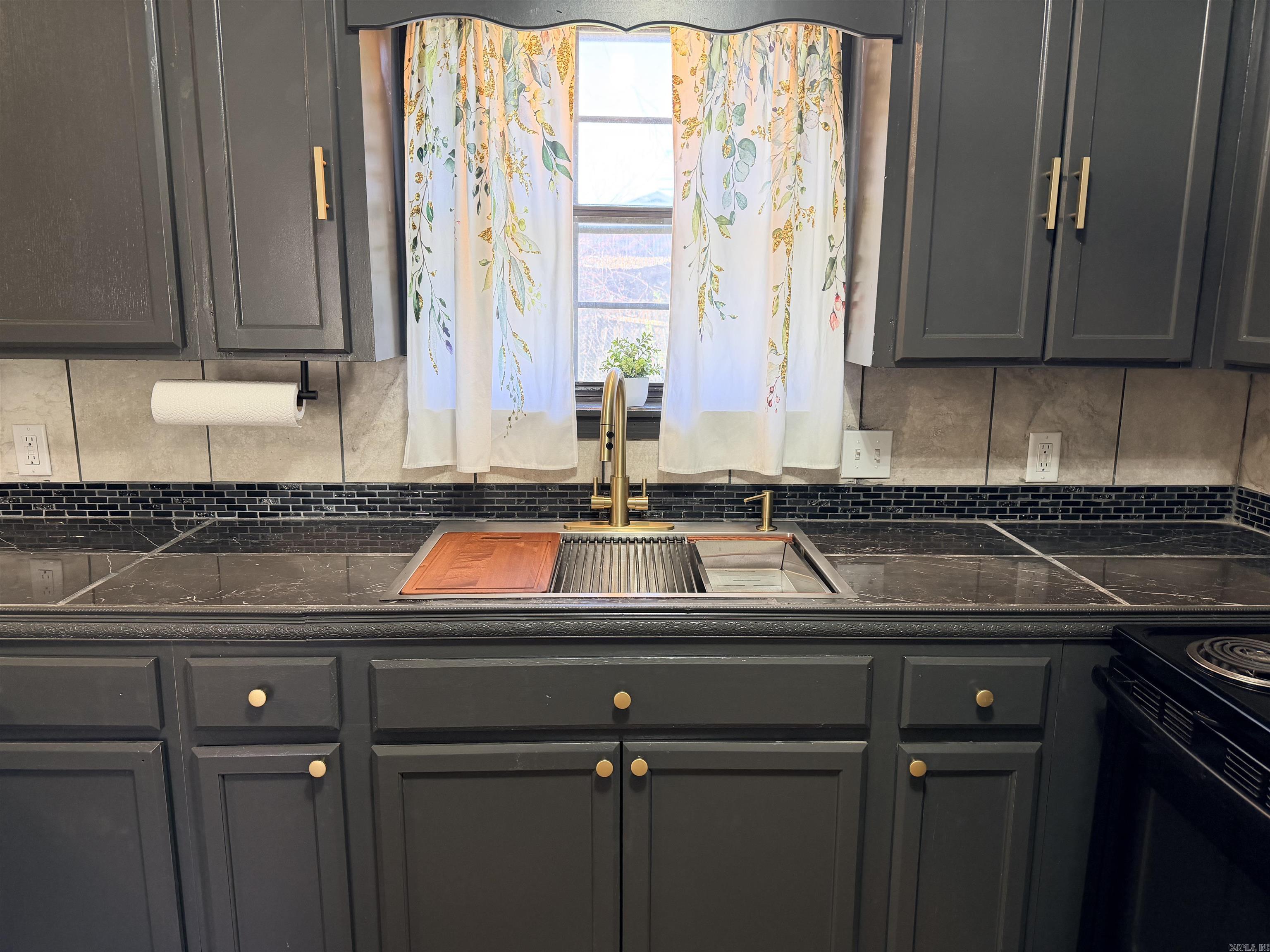 OT Hicks & Reynolds - Residential