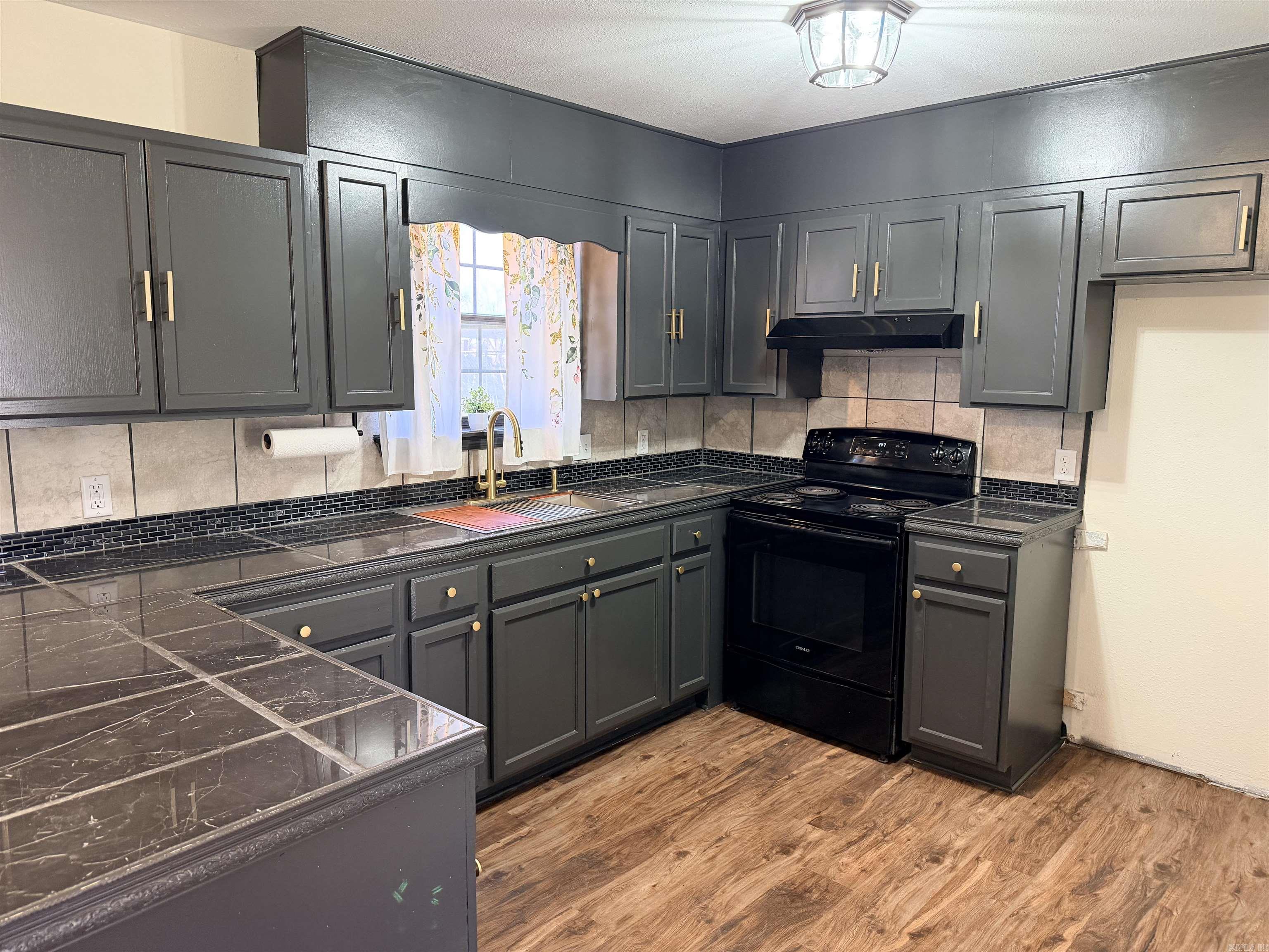 OT Hicks & Reynolds - Residential