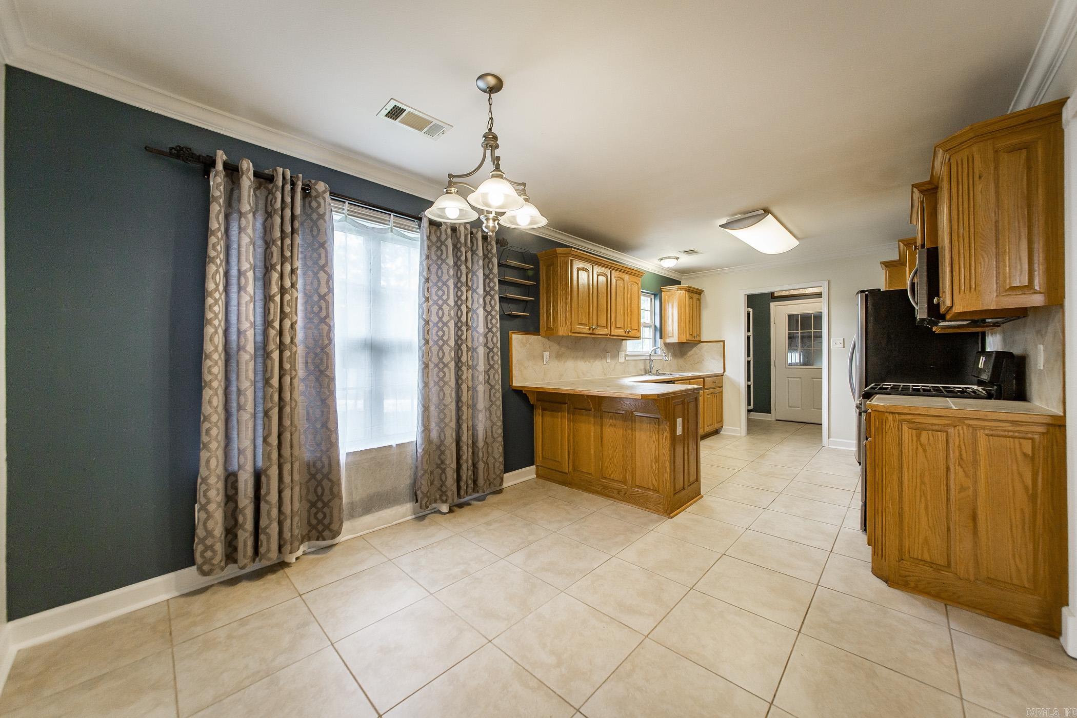 LOST CREEK ESTATES - Residential