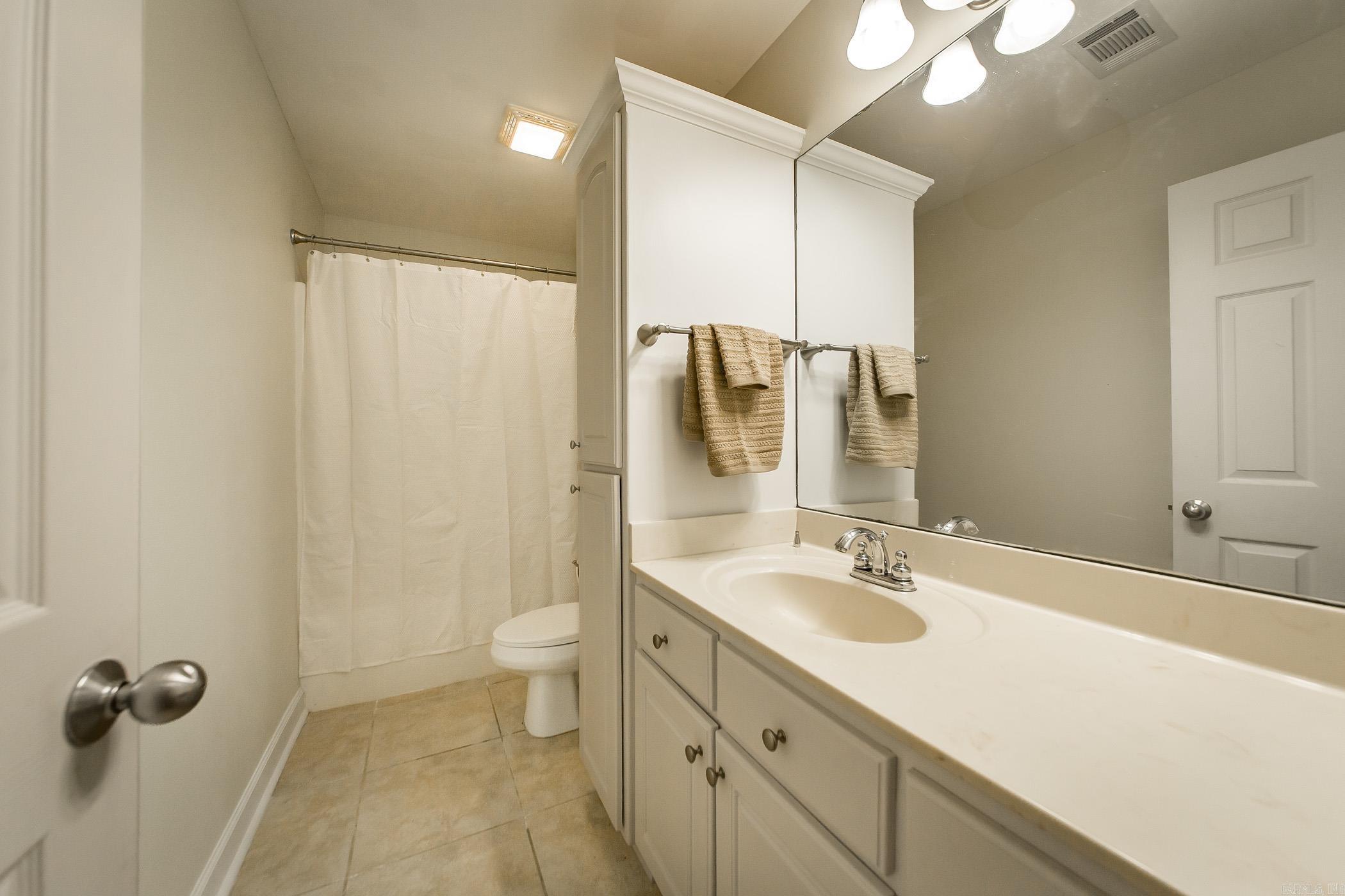 LOST CREEK ESTATES - Residential