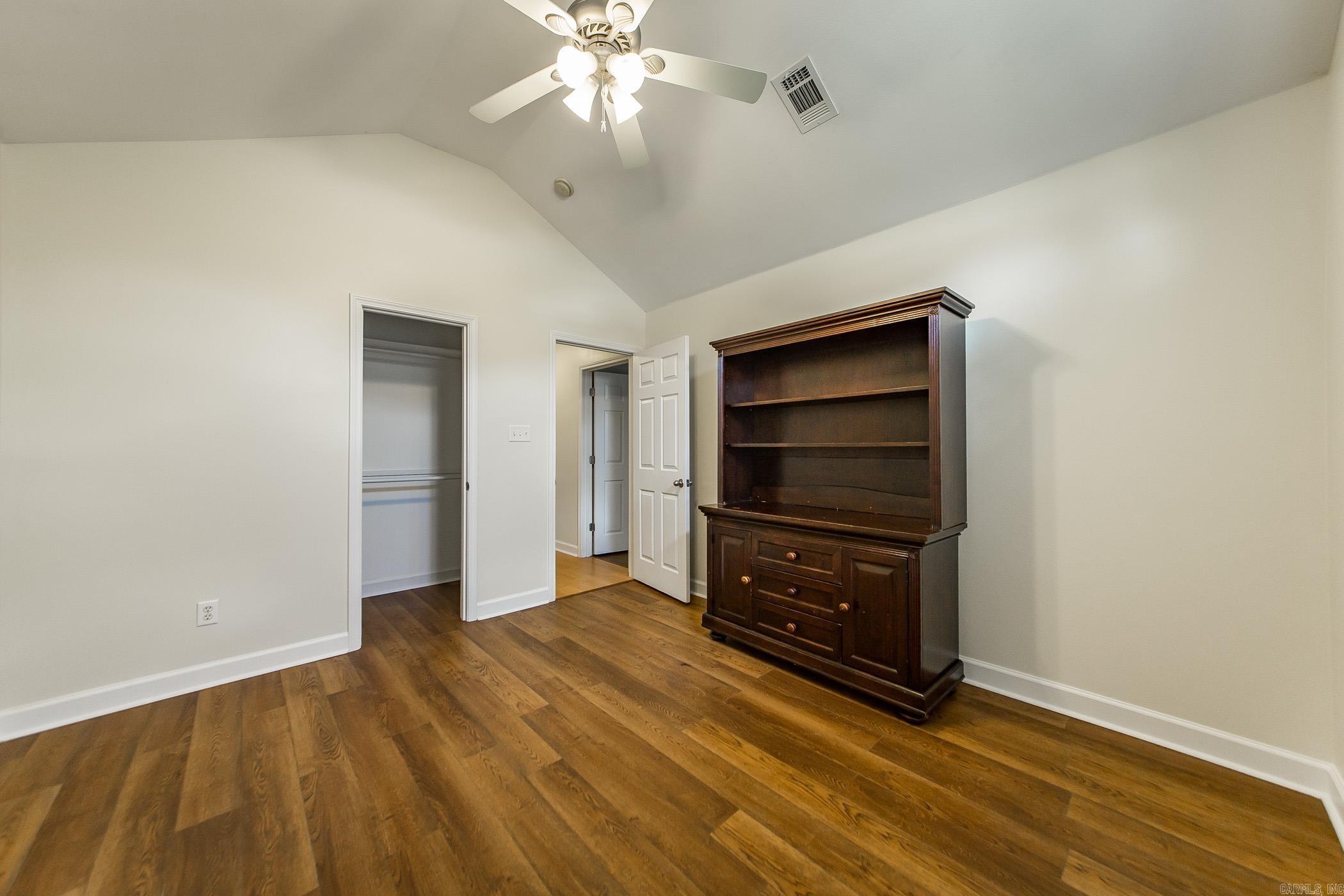 LOST CREEK ESTATES - Residential