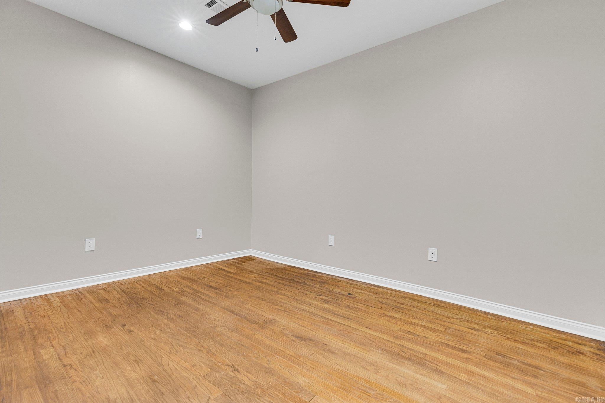 OAKHURST - Residential