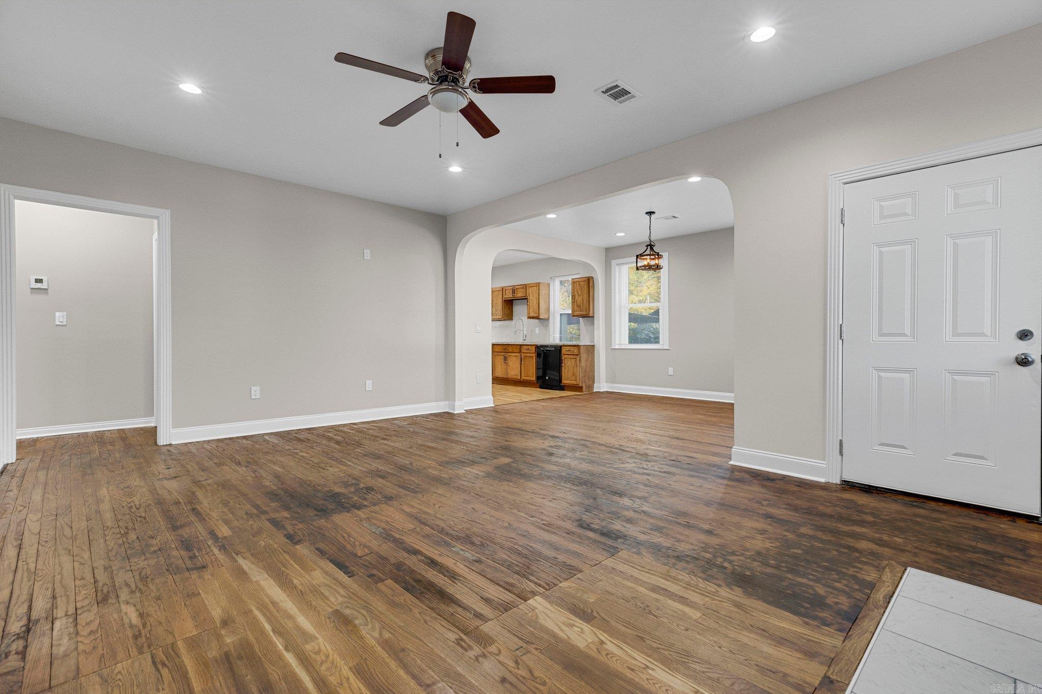 OAKHURST - Residential