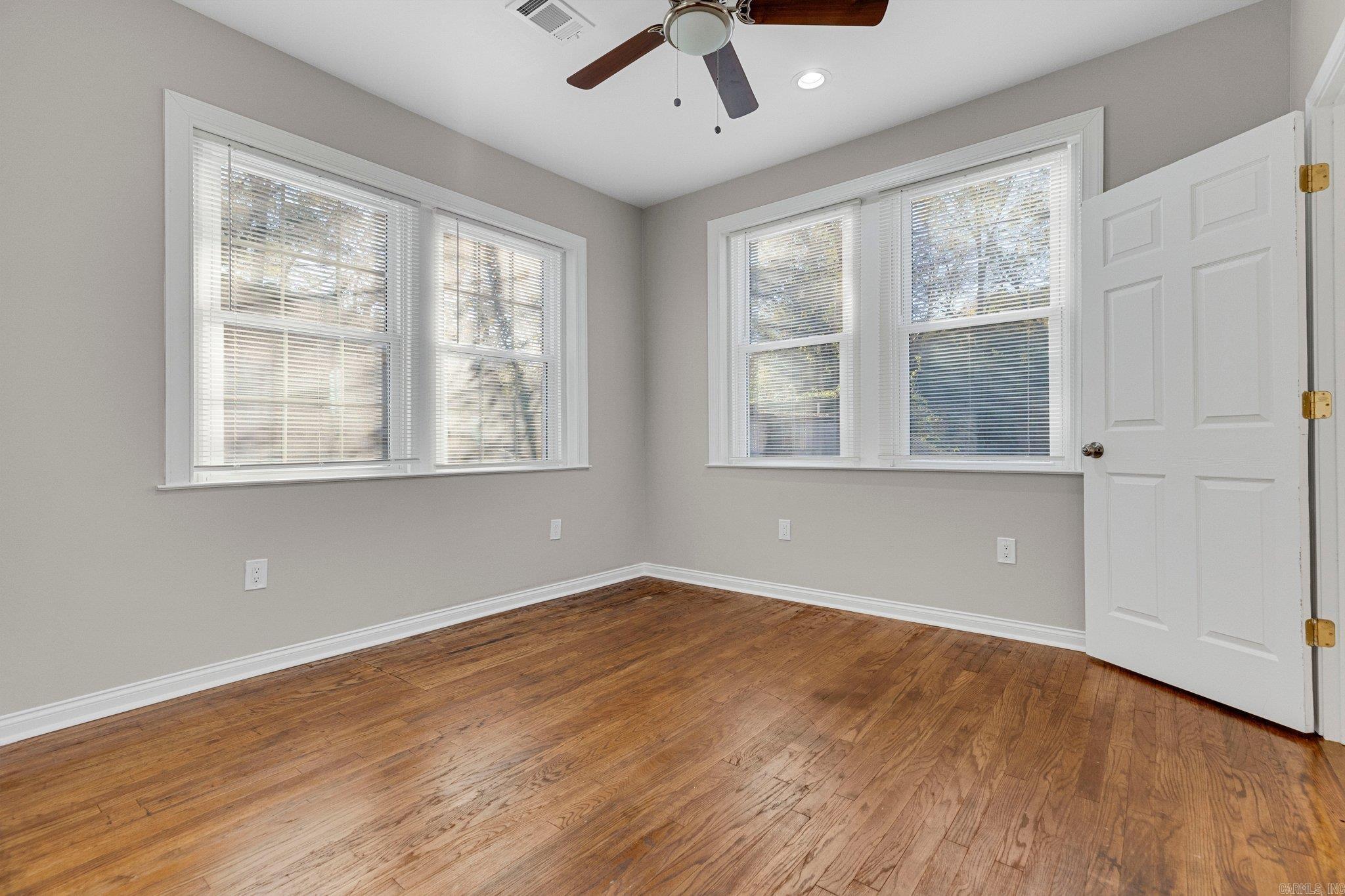 OAKHURST - Residential