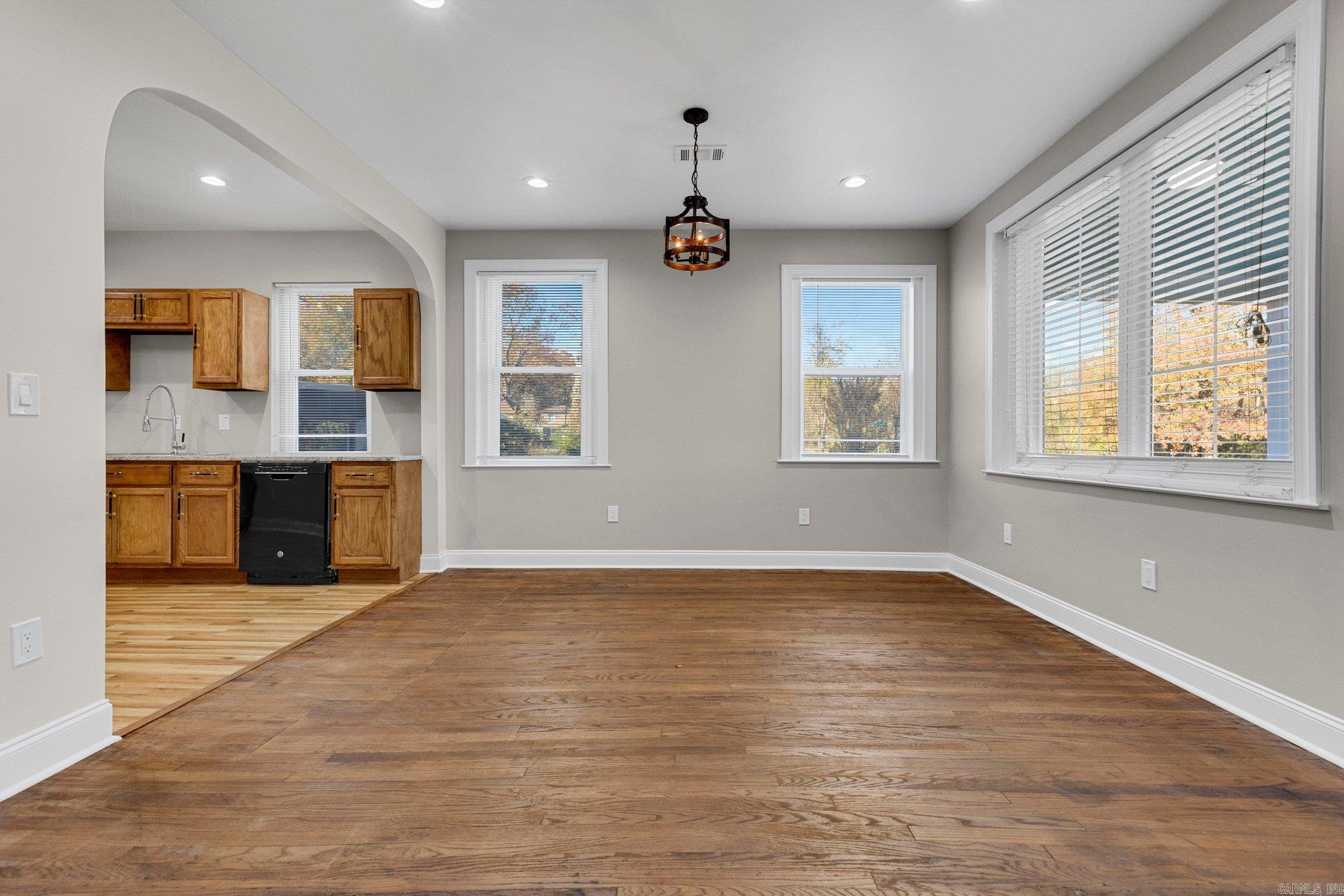 OAKHURST - Residential