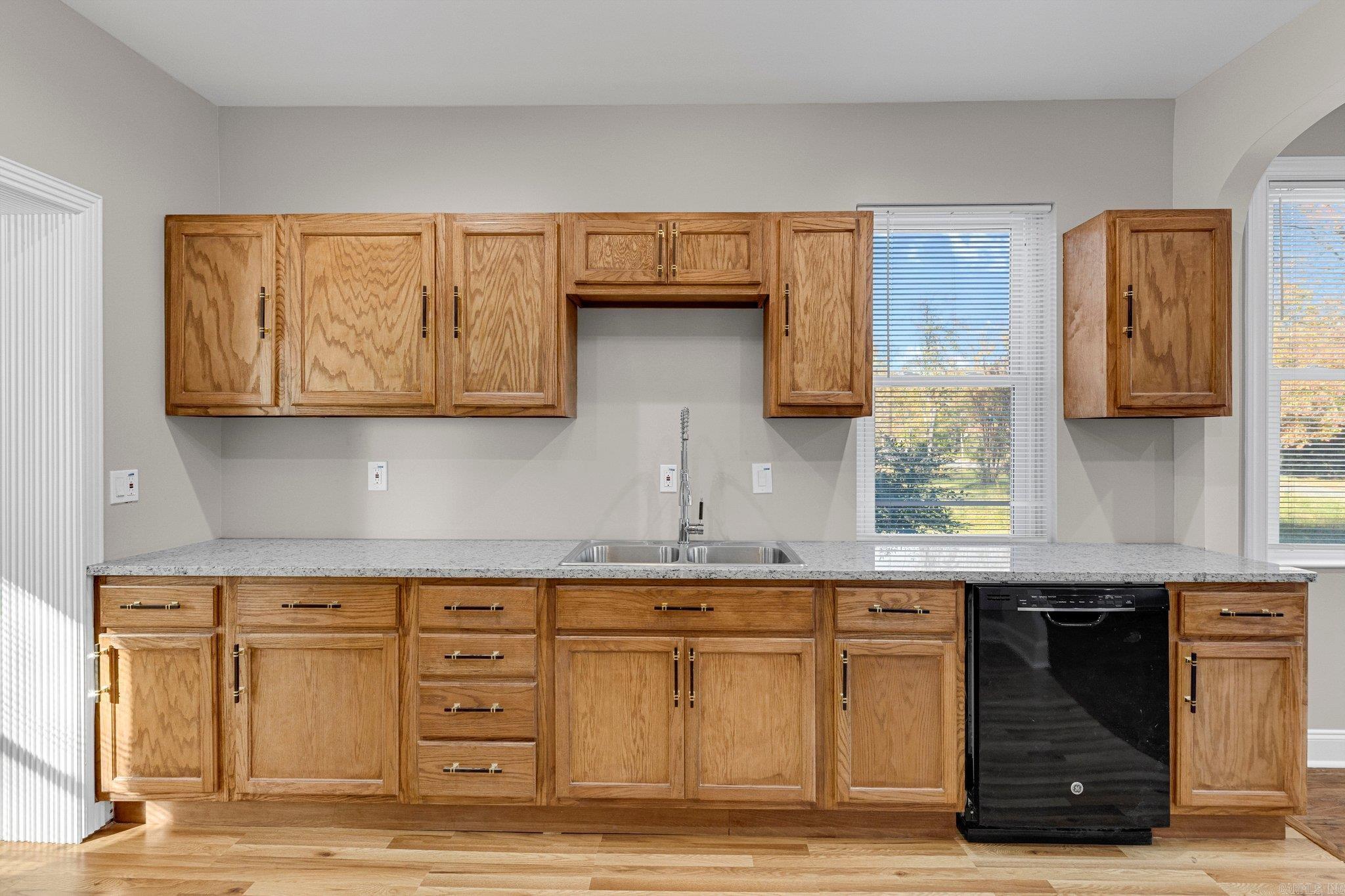 OAKHURST - Residential