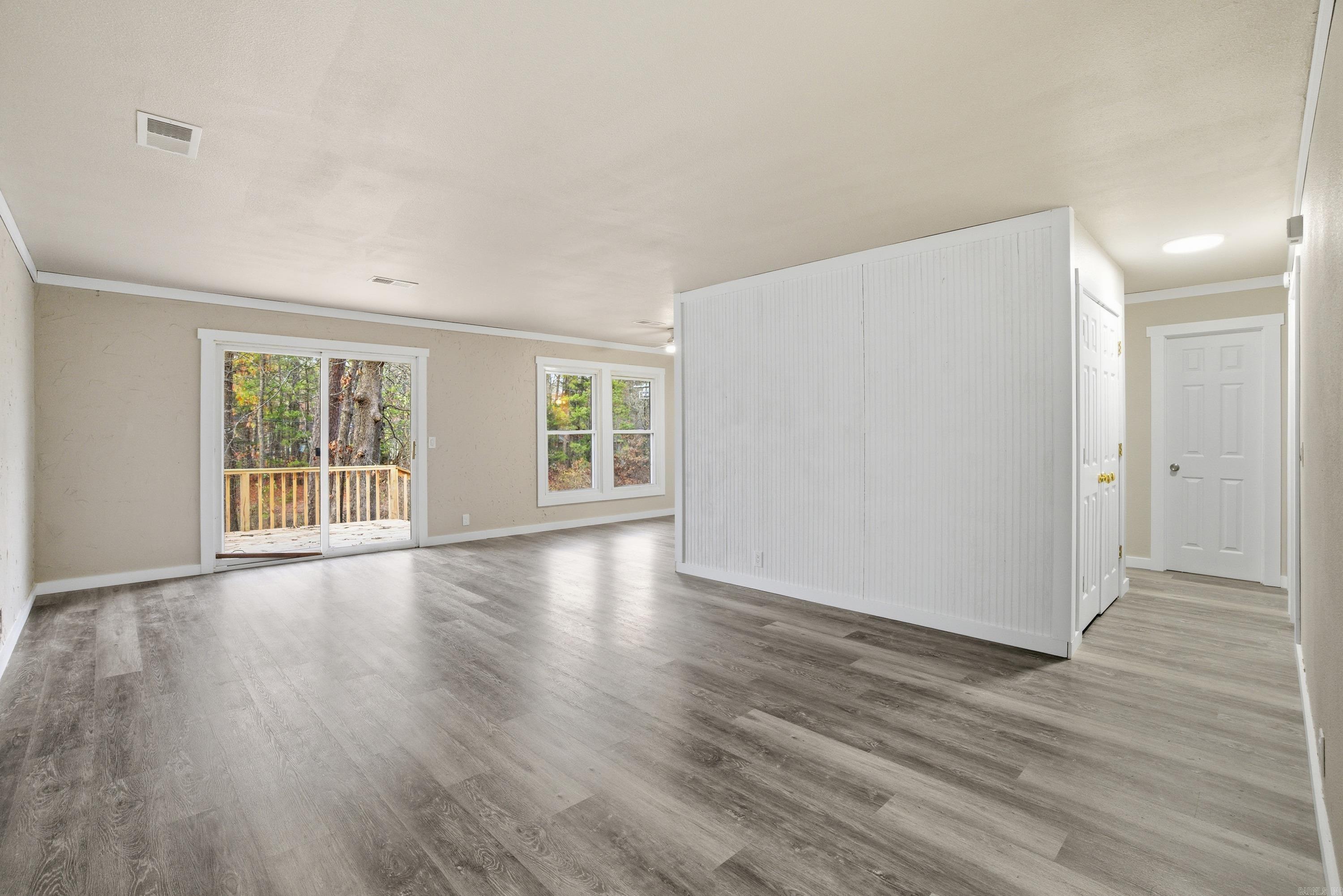 VALENCIA COURTS - Residential