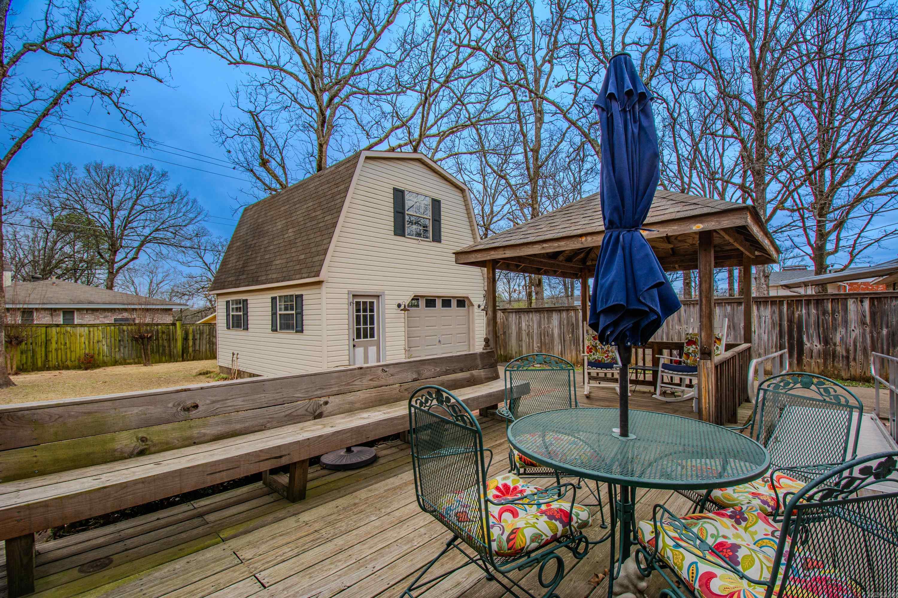 INDIAN HILLS - Residential