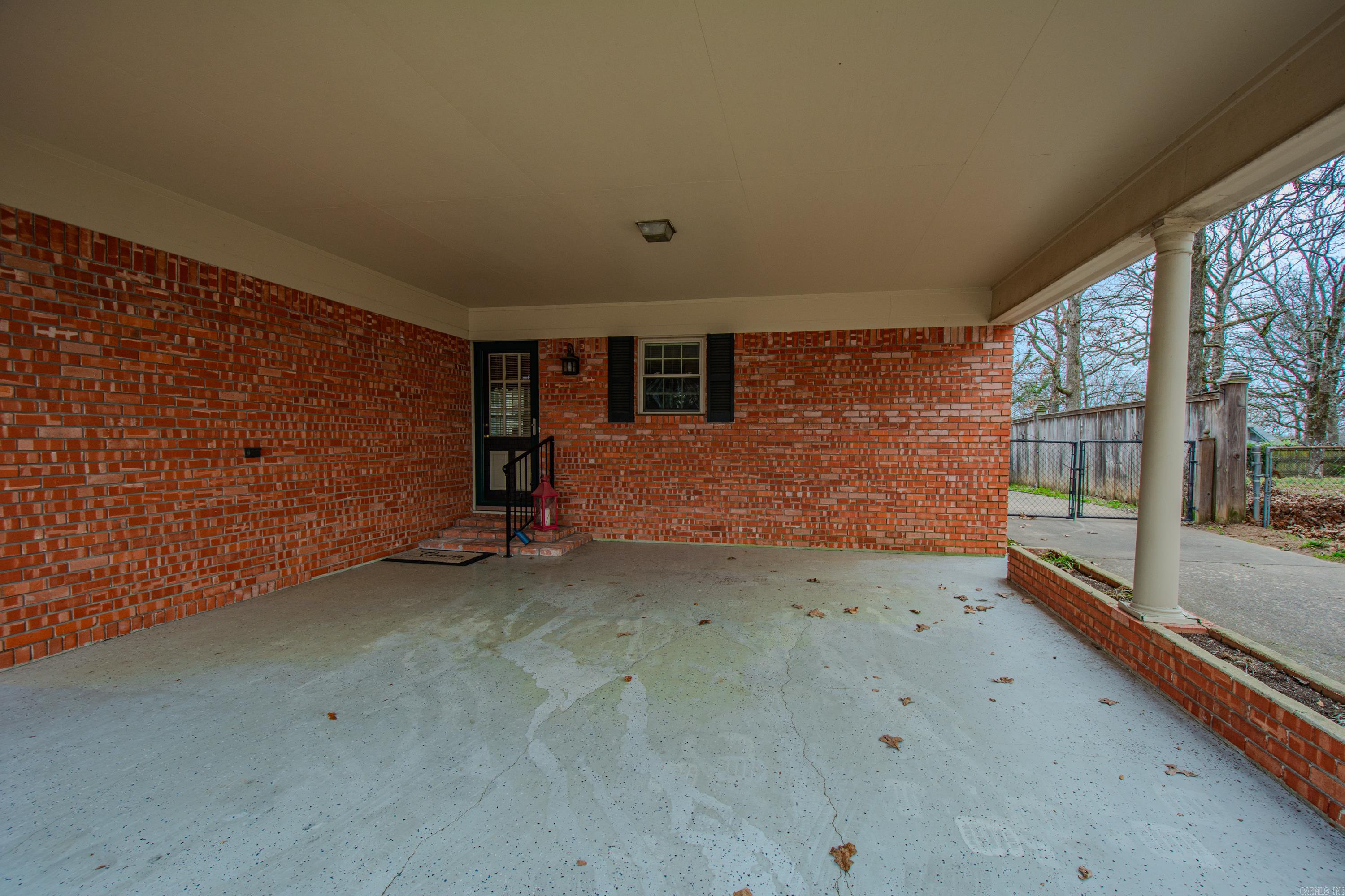 INDIAN HILLS - Residential