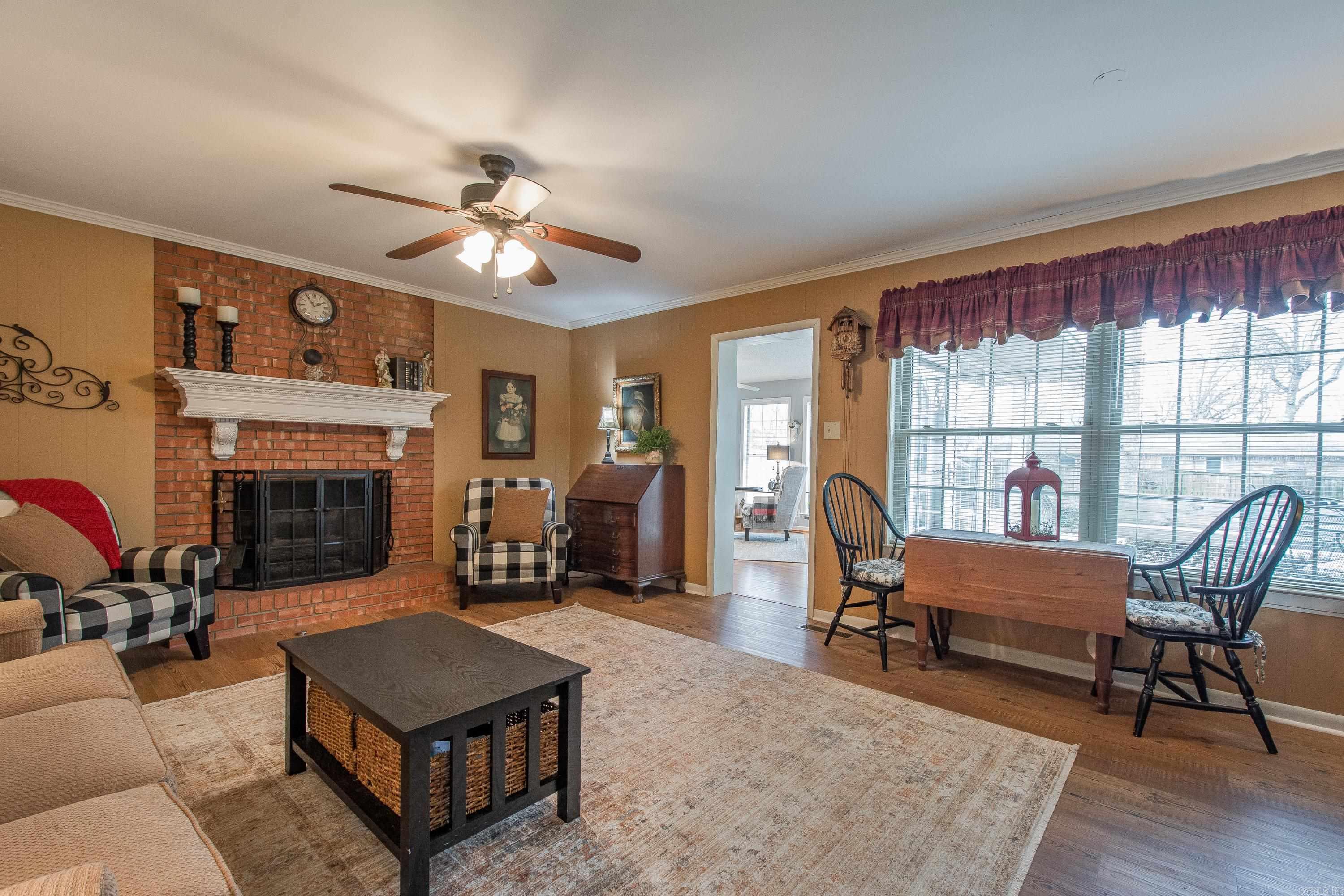 INDIAN HILLS - Residential