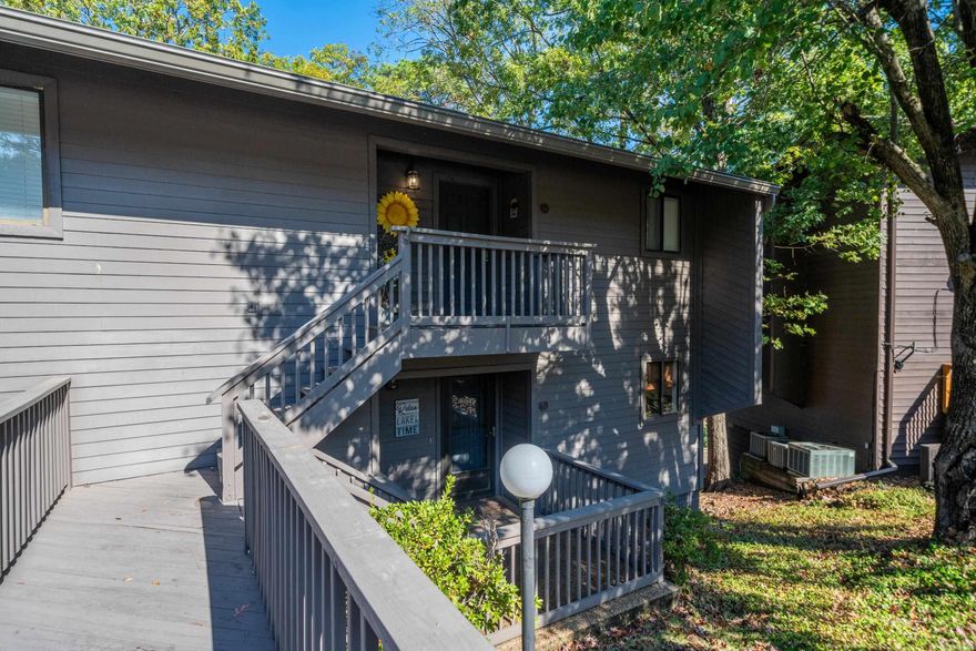 Welcome to this charming 2-bedroom, 2-bathroom condo located in the desirable Hamilton Oaks community in Hot Springs, Arkansas. This fully furnished condo offers the perfect blend of comfort, convenience, and leisure, making it an ideal choice for both full-time residents and vacationers alike. Key Features: 2 Bedrooms, 2 Bathrooms: Spacious and inviting, the two bedrooms provide ample space for relaxation, while the two bathrooms offer modern fixtures and convenience. Fully Furnished: Move-in ready with stylish, comfortable furniture and decor throughout. Just bring your suitcase! Boat Dock & Boat Lift: Enjoy direct access to Lake Hamilton with your very own boat dock and boat lift, making it easy to spend days on the water. Activities: The community features well-maintained tennis courts and swimming pools, perfect for a relaxing day in the sun or a cool dip during the summer months. Nightly Rentals Allowed: The property allows for nightly rentals, offering an excellent investment opportunity for those looking to generate rental income. Prime Location: Located in the heart of Hot Springs, you'll be close to local restaurants, shopping, and attractions.