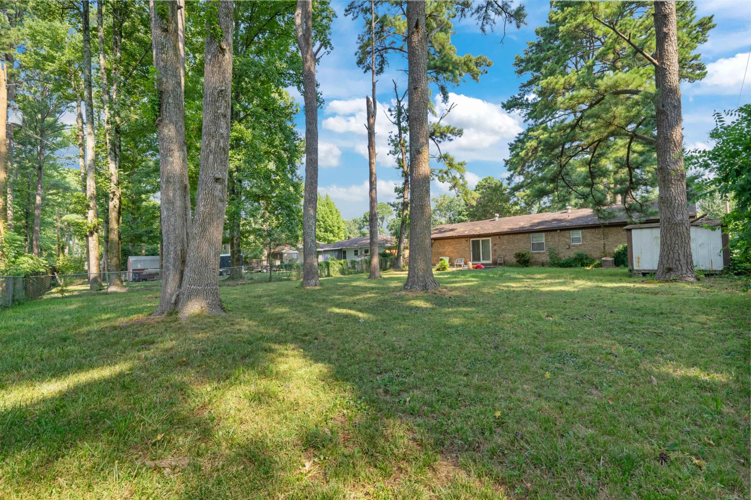 BROOKWOOD ADDN - Residential