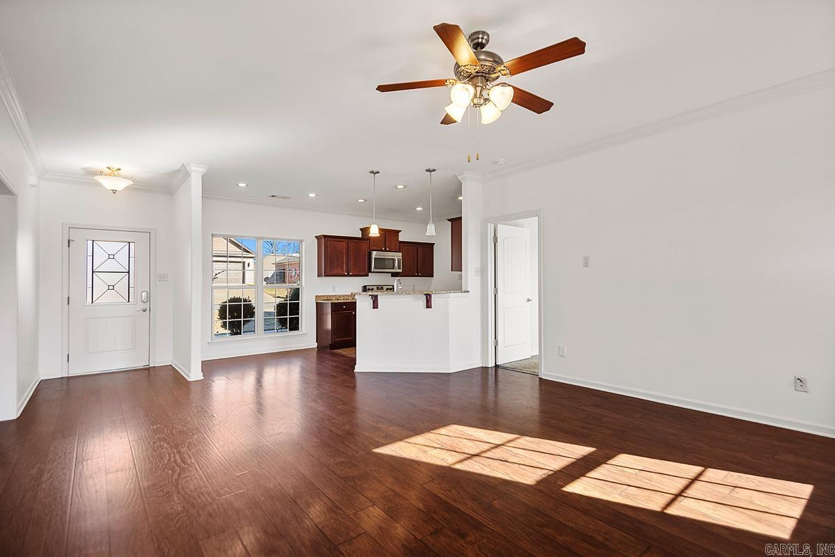 NORTH HAVEN - Residential