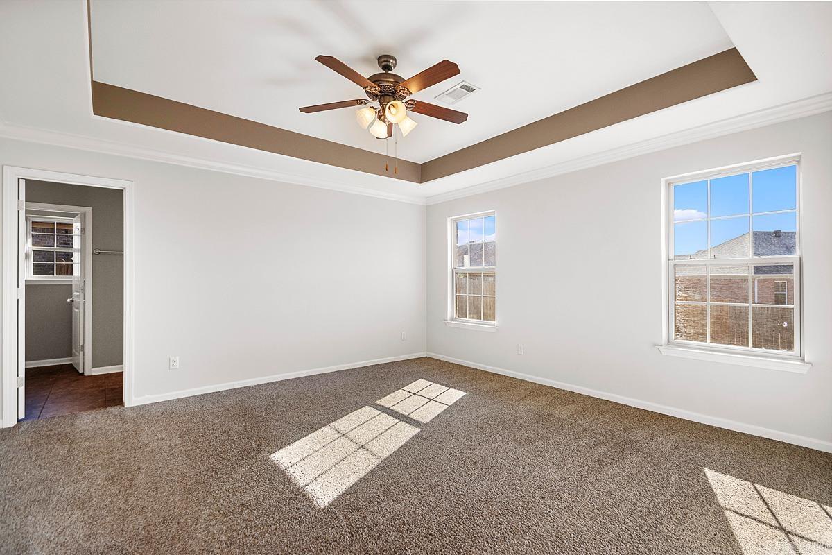 NORTH HAVEN - Residential