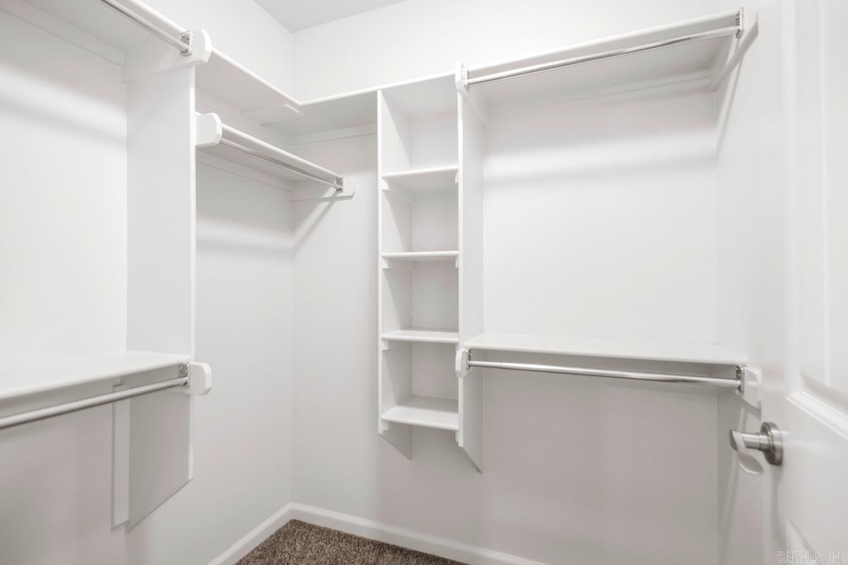 NORTH HAVEN - Residential