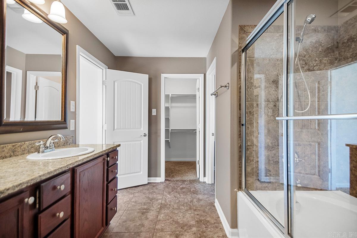 NORTH HAVEN - Residential