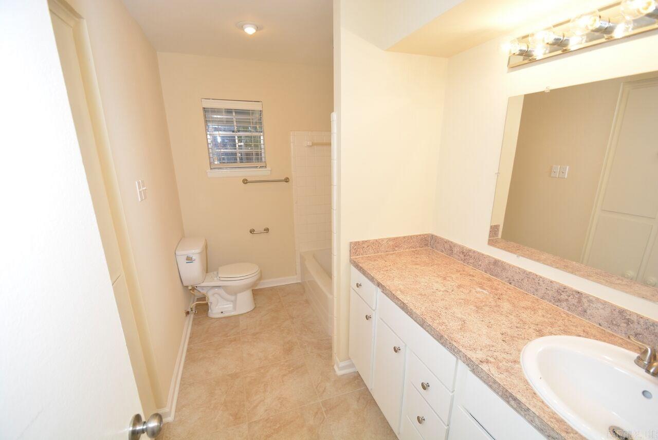 Cloverdale - Residential Lease