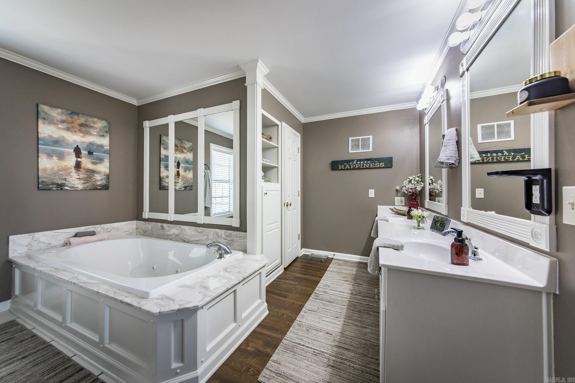 Cooper Point - Residential