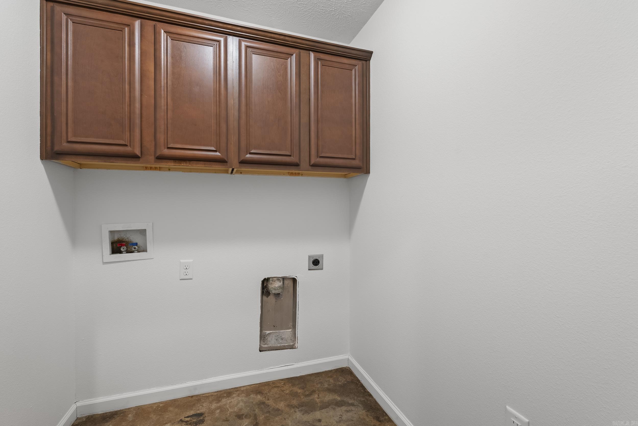 BROOKSTONE SUB CORRECTION - Residential