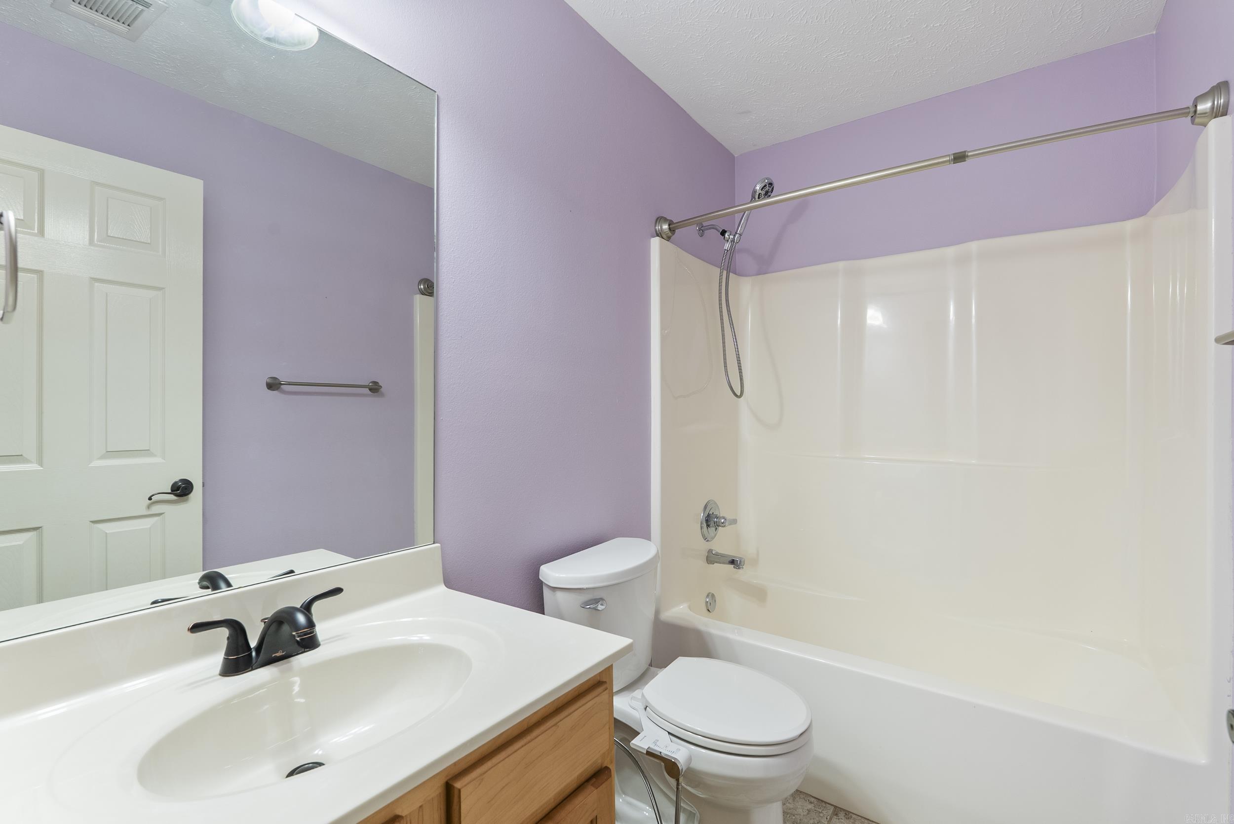 JEWELS ESTATES - Residential