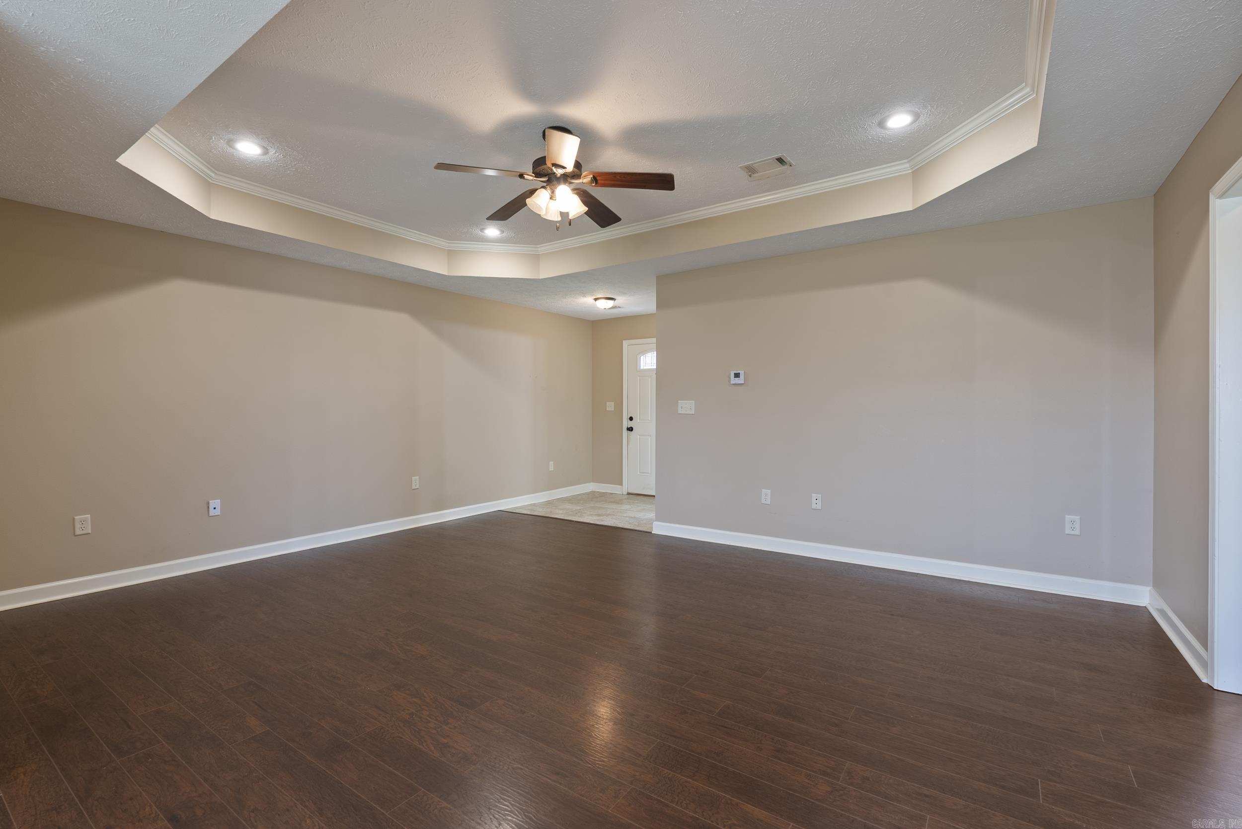 JEWELS ESTATES - Residential