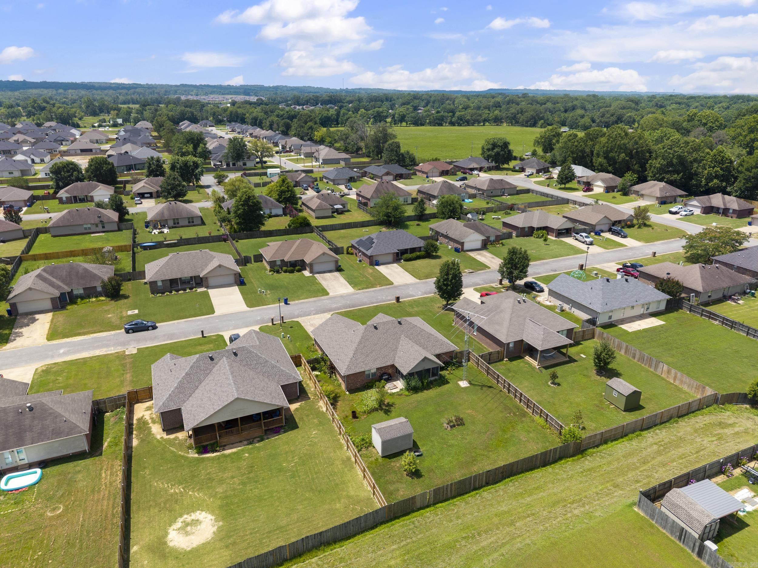 JEWELS ESTATES - Residential