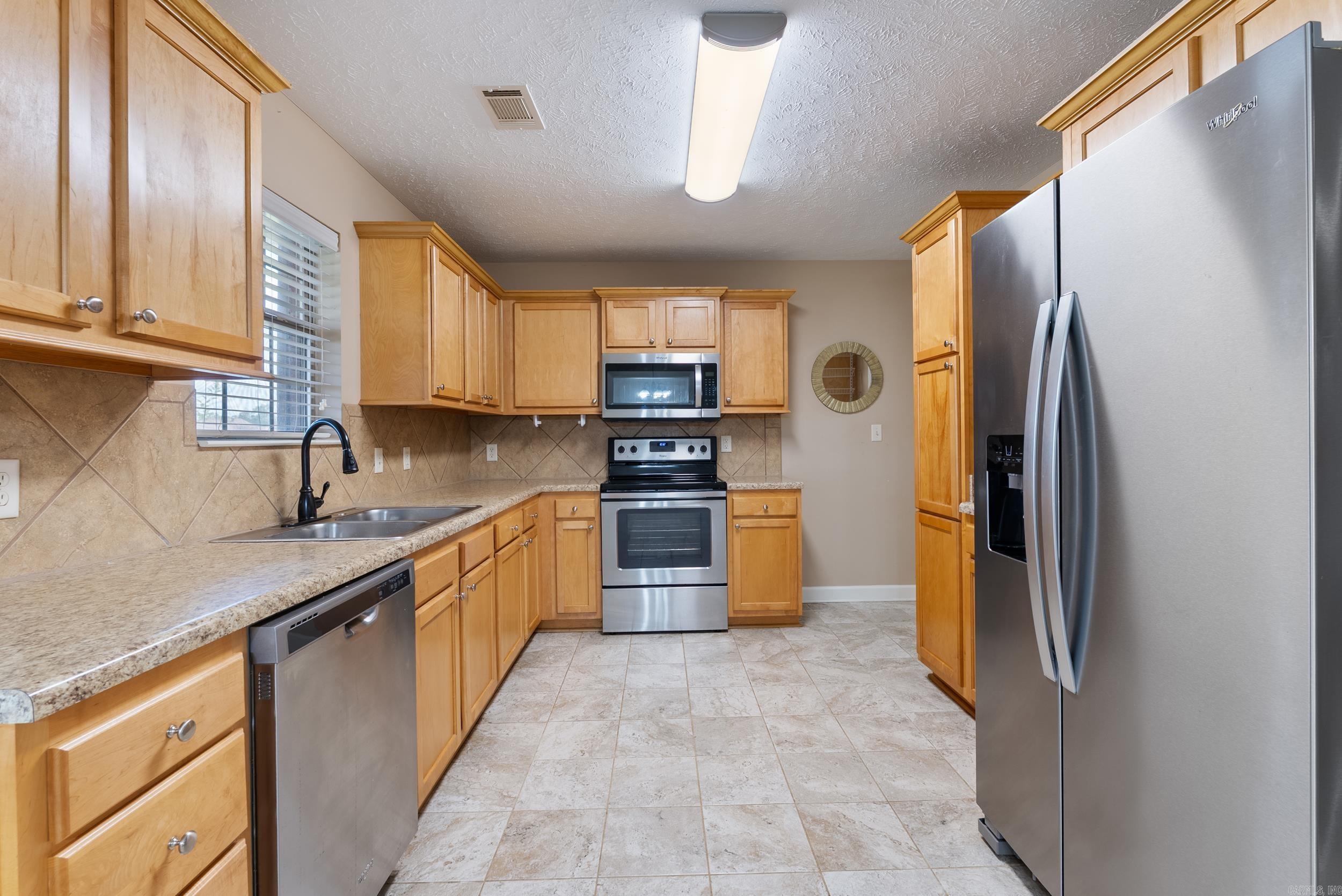 JEWELS ESTATES - Residential