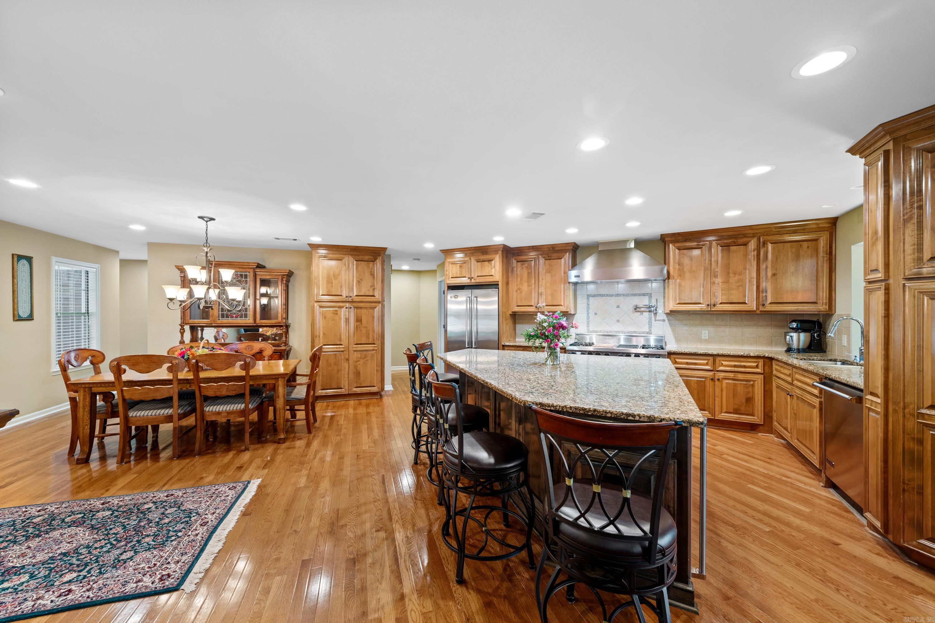 LAKESOUTH ESTATES - Residential