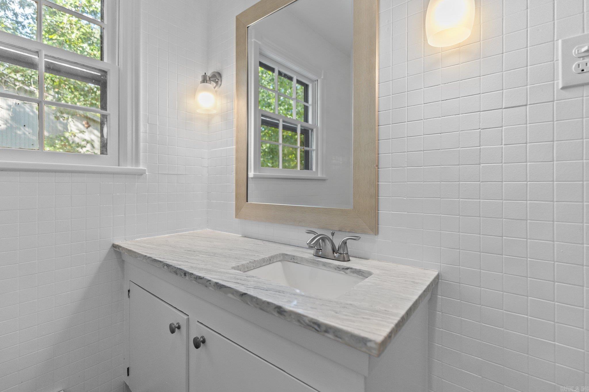 Leawood Heights - Residential