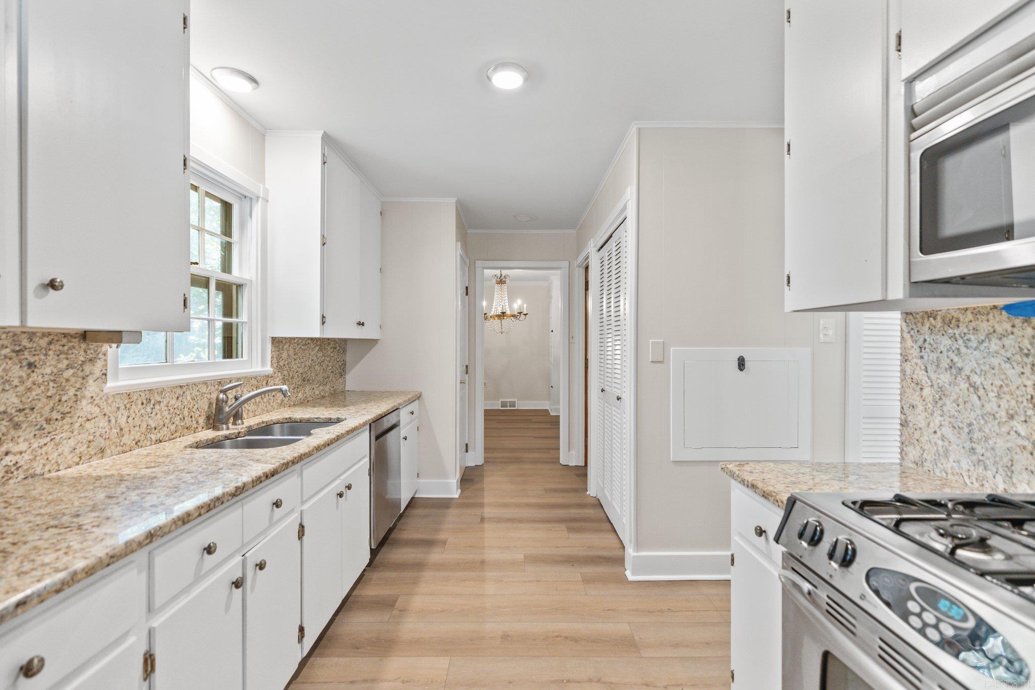 Leawood Heights - Residential