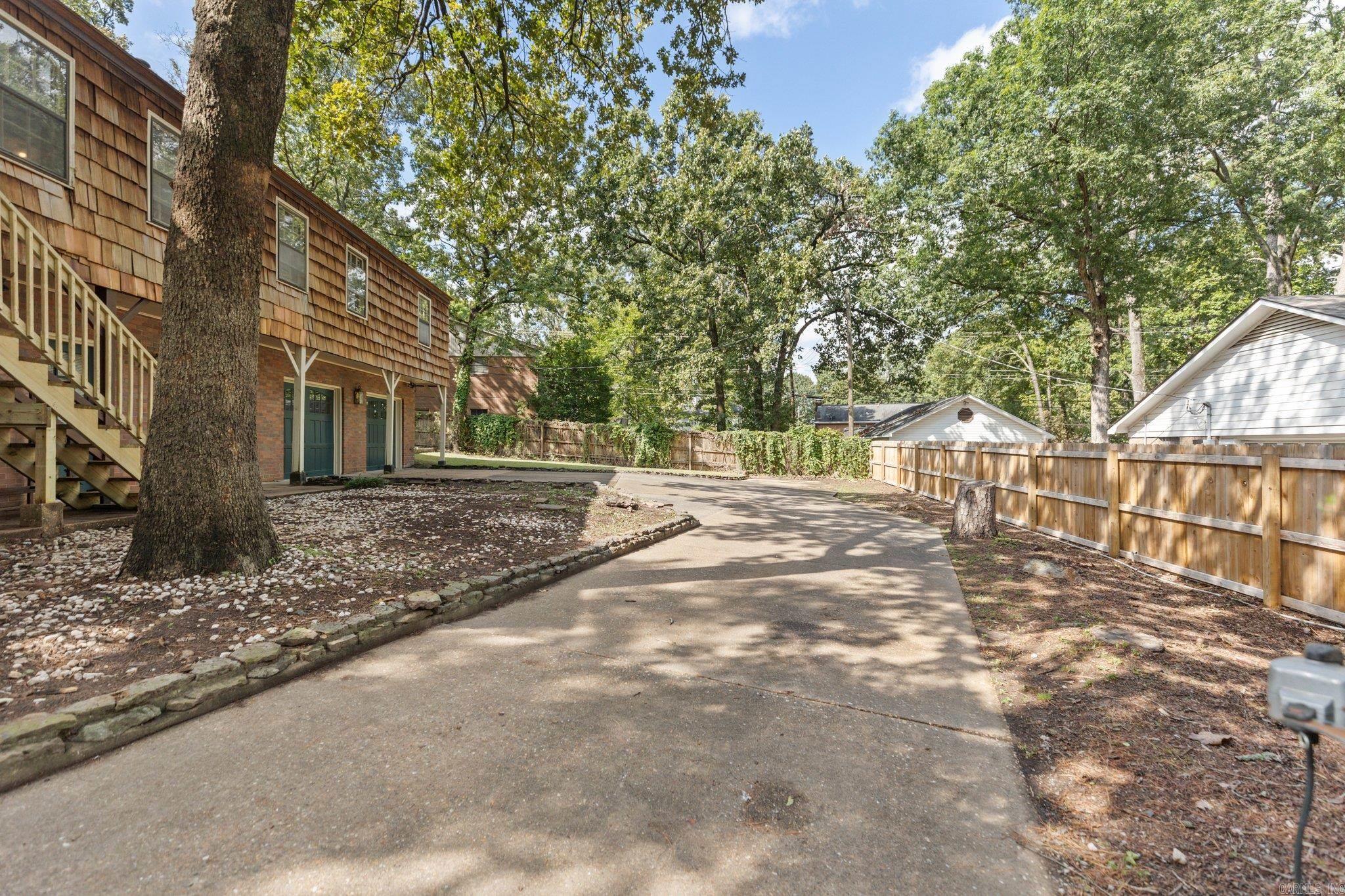 Leawood Heights - Residential