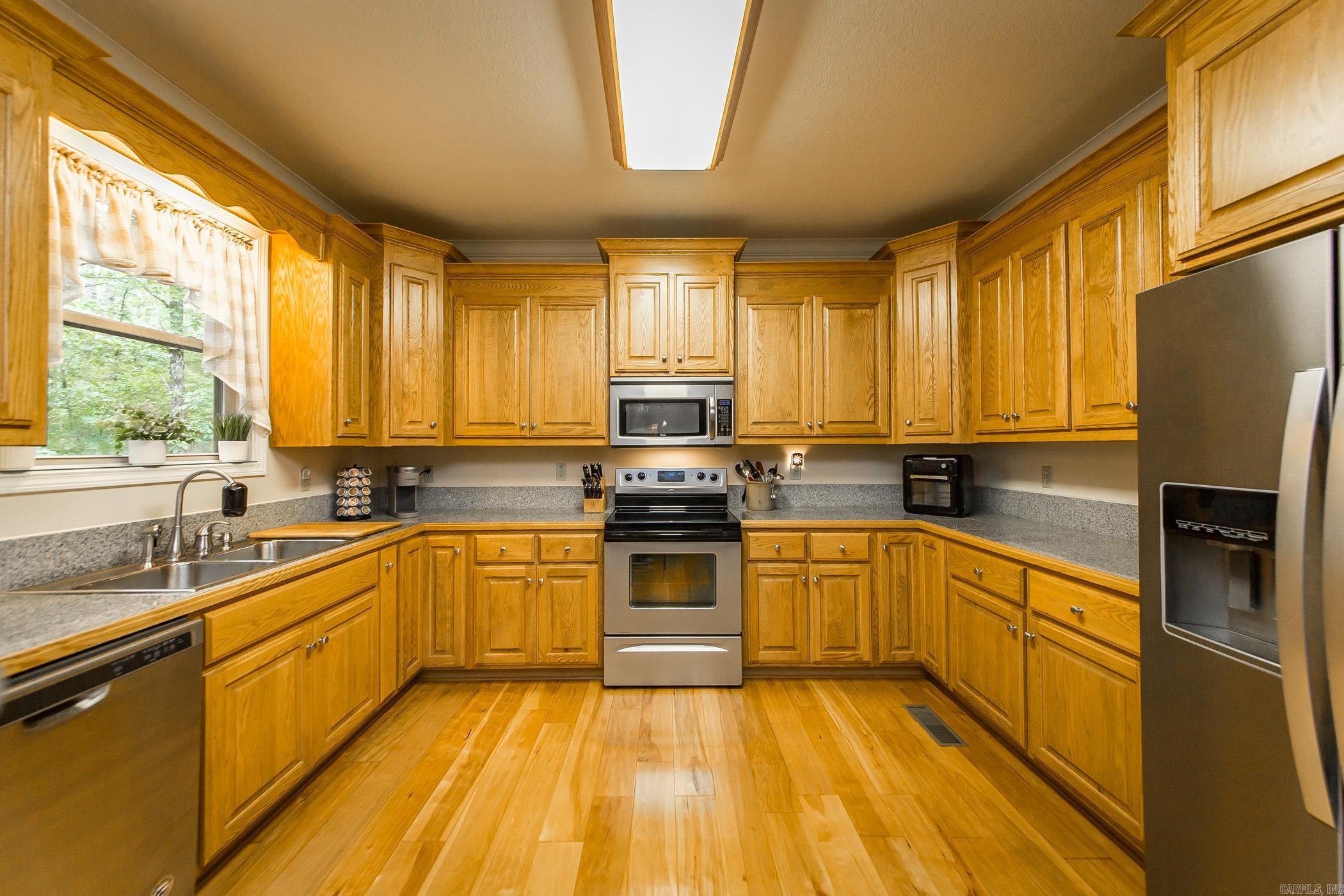 MOUNTAIN RANCH - Residential