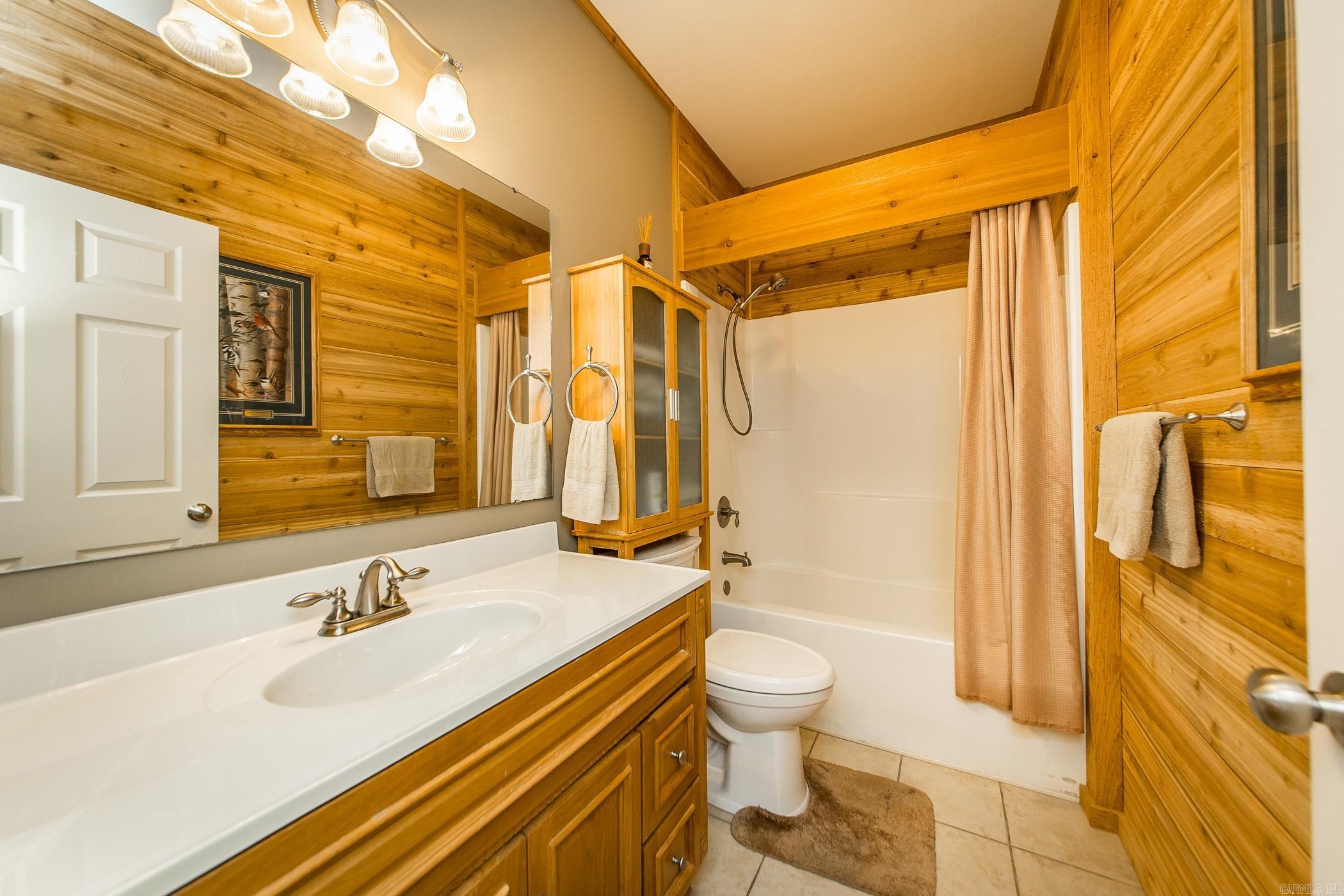 MOUNTAIN RANCH - Residential