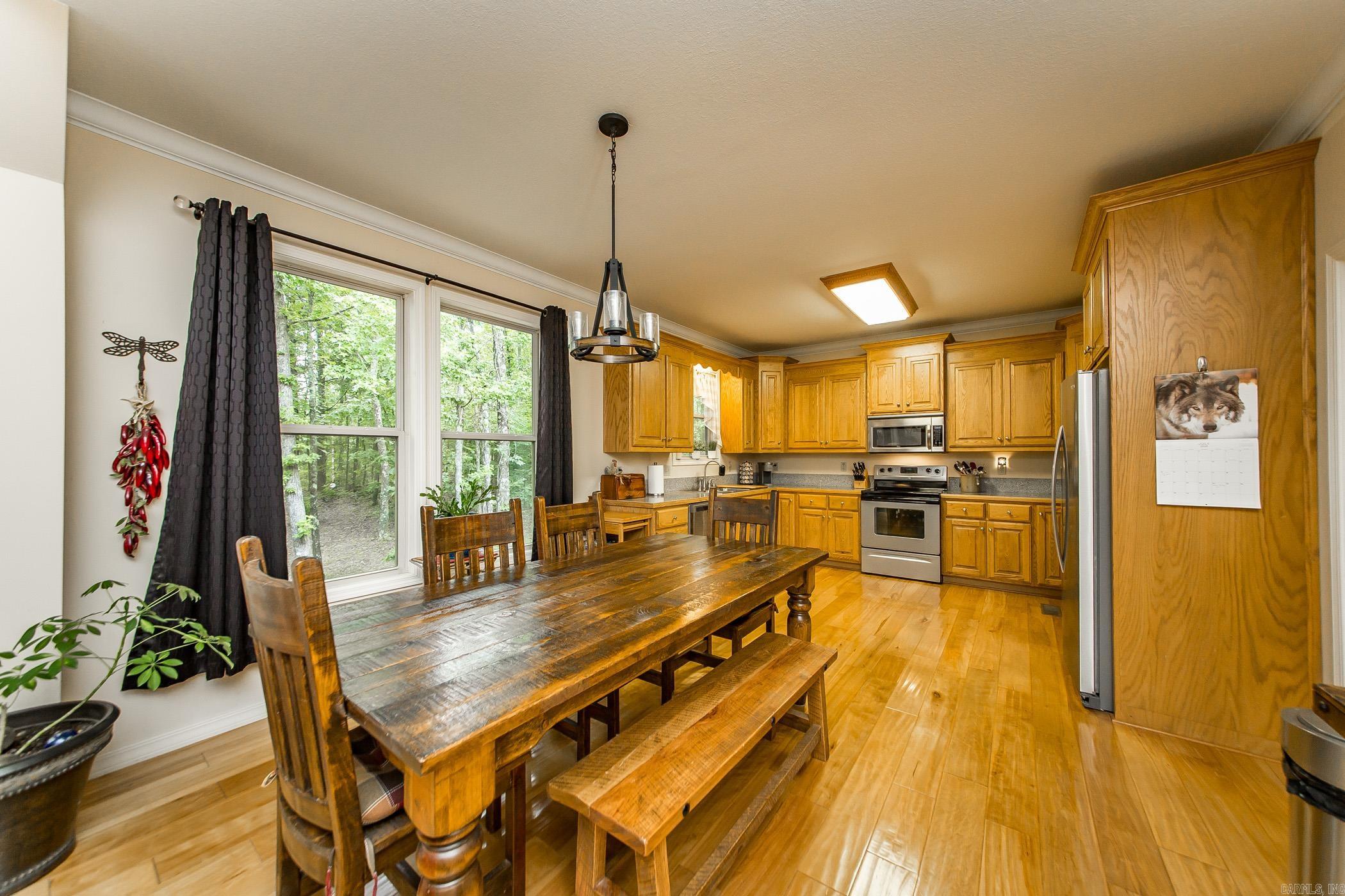 MOUNTAIN RANCH - Residential